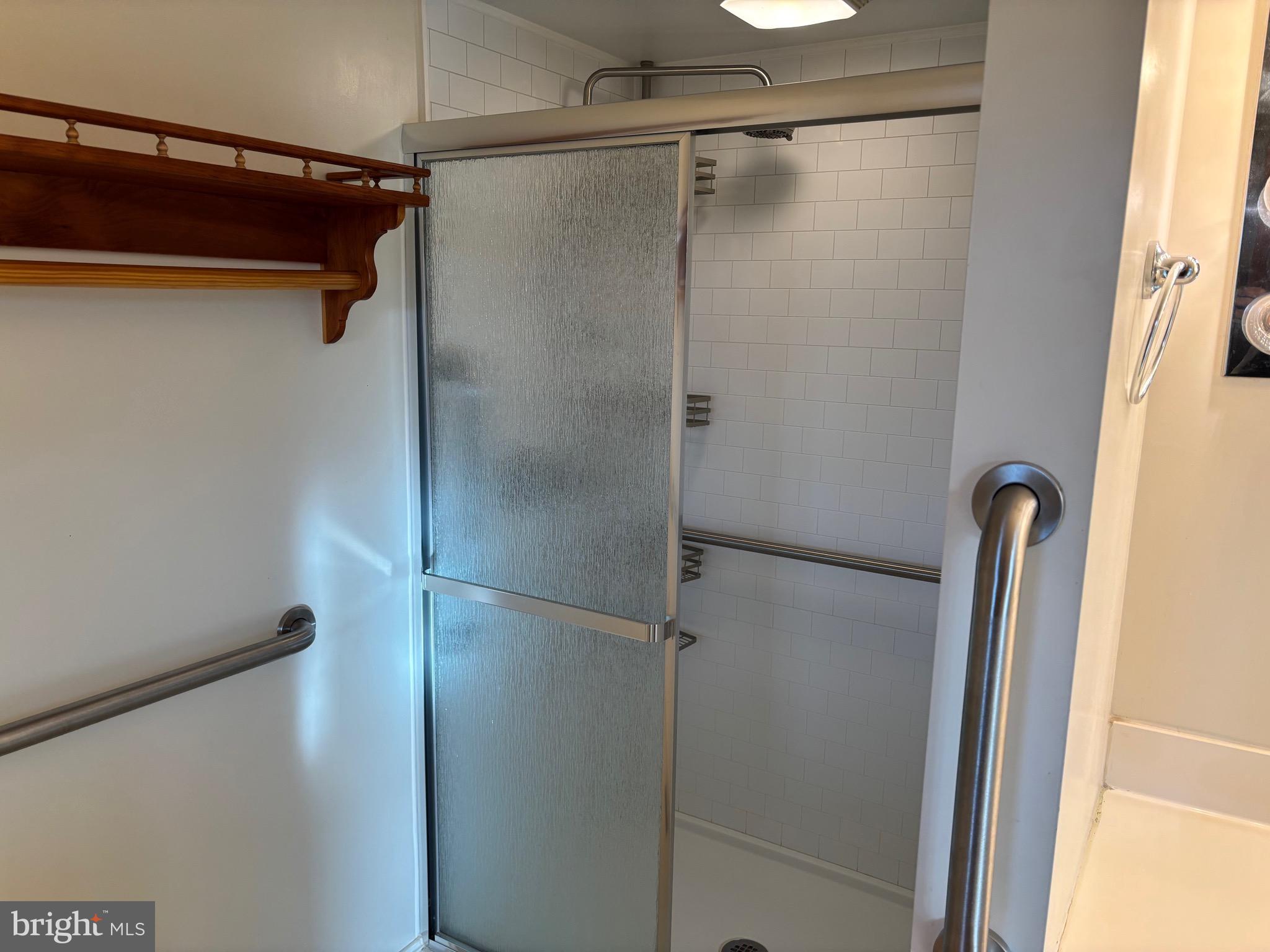 Culpeper, Virginia, 22701, United States, 3 Bedrooms Bedrooms, ,4 BathroomsBathrooms,Residential,For Sale,2005775