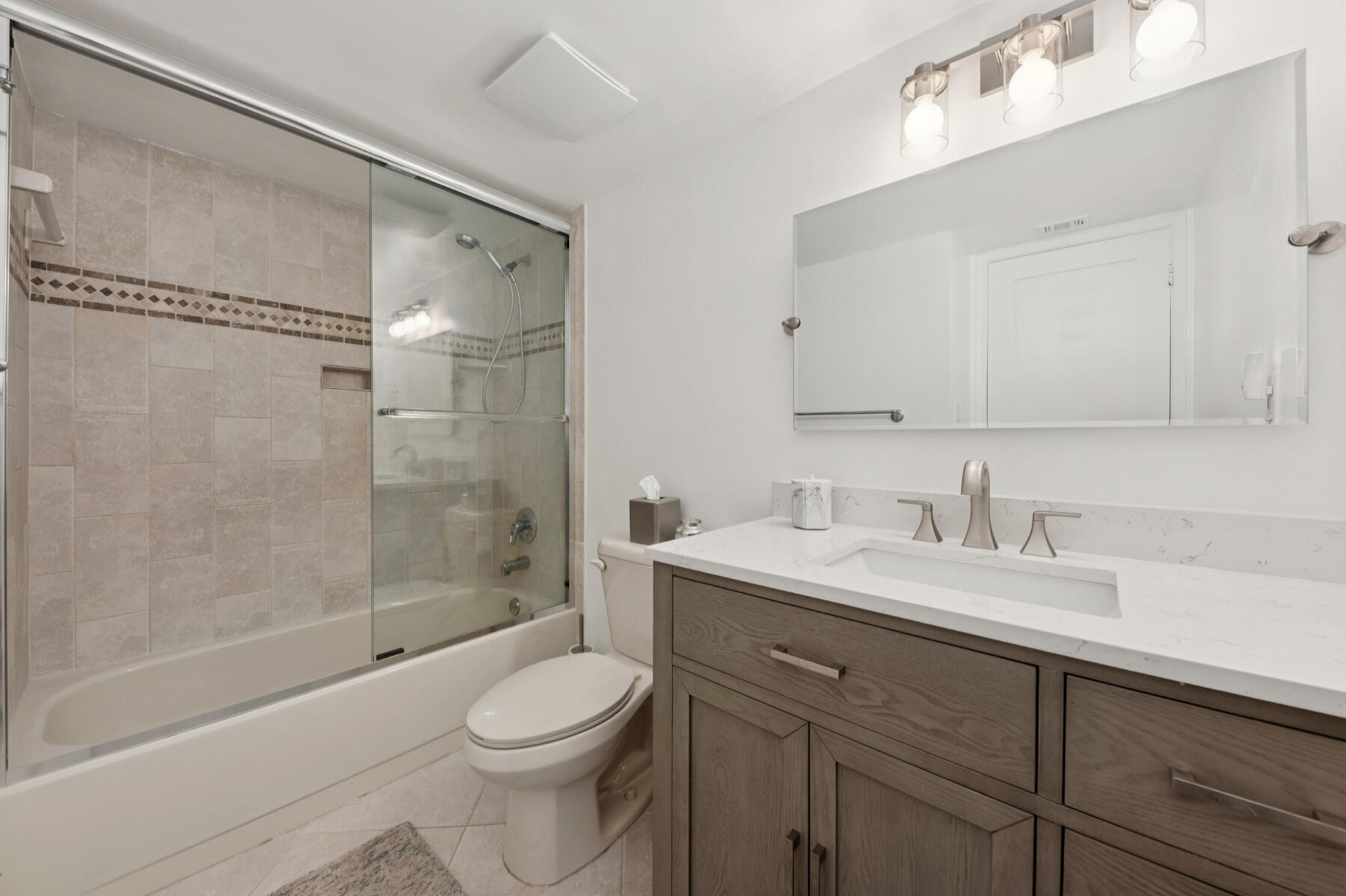 Highland Beach, Florida, 33487, United States, 2 Bedrooms Bedrooms, ,2 BathroomsBathrooms,Residential,For Sale,1912479