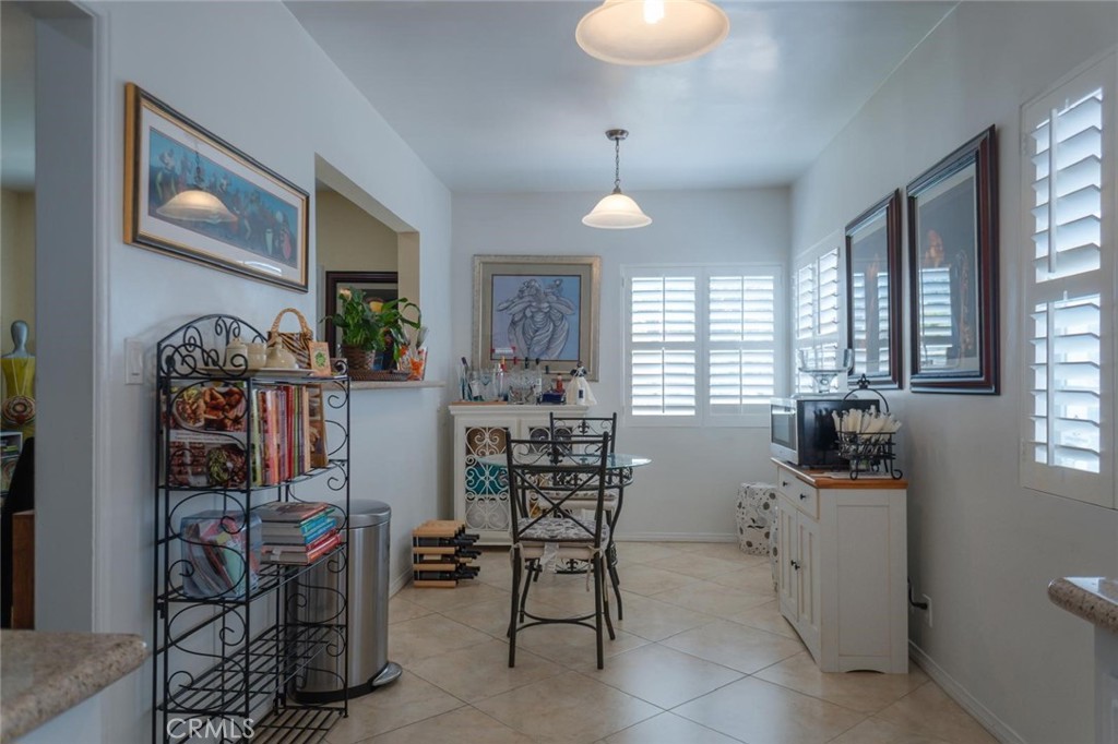 Los Angeles, California, 90008, United States, 3 Bedrooms Bedrooms, ,3 BathroomsBathrooms,Residential,For Sale,2006146