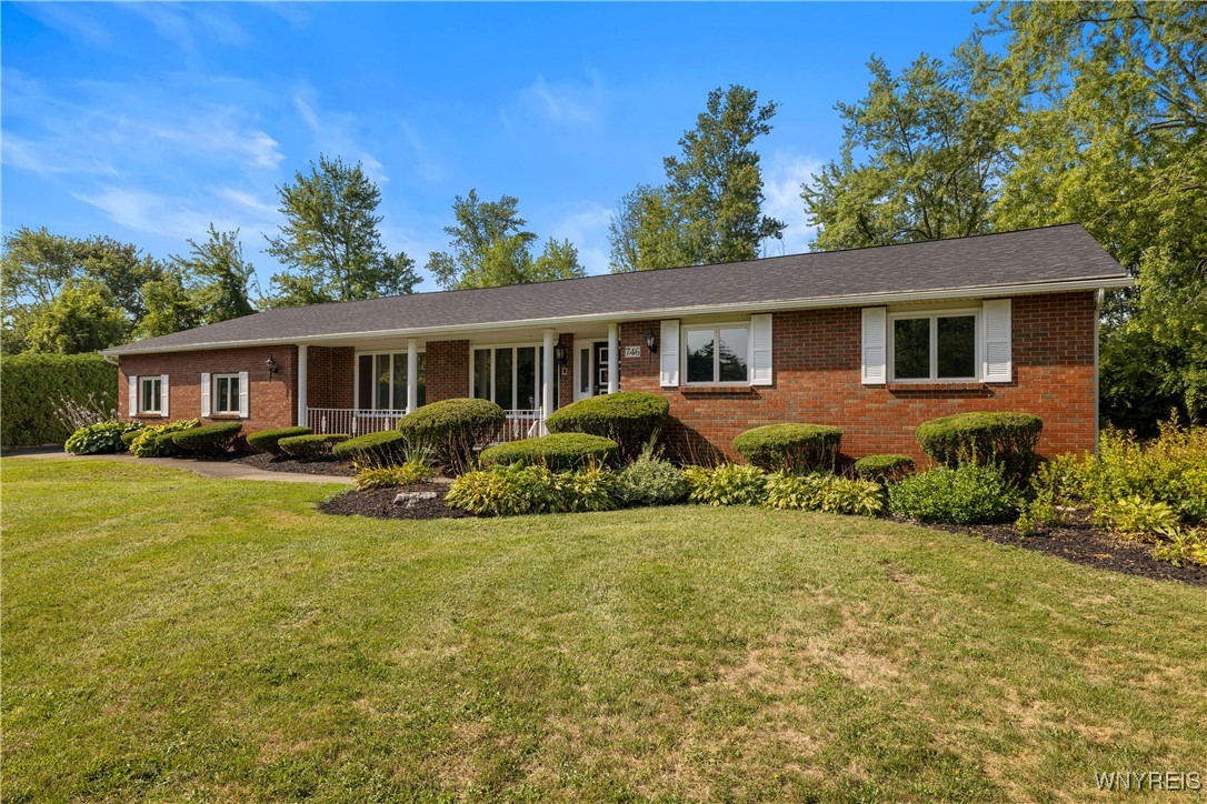 Lewiston, New York, 14092, United States, 3 Bedrooms Bedrooms, ,4 BathroomsBathrooms,Residential,For Sale,1937436