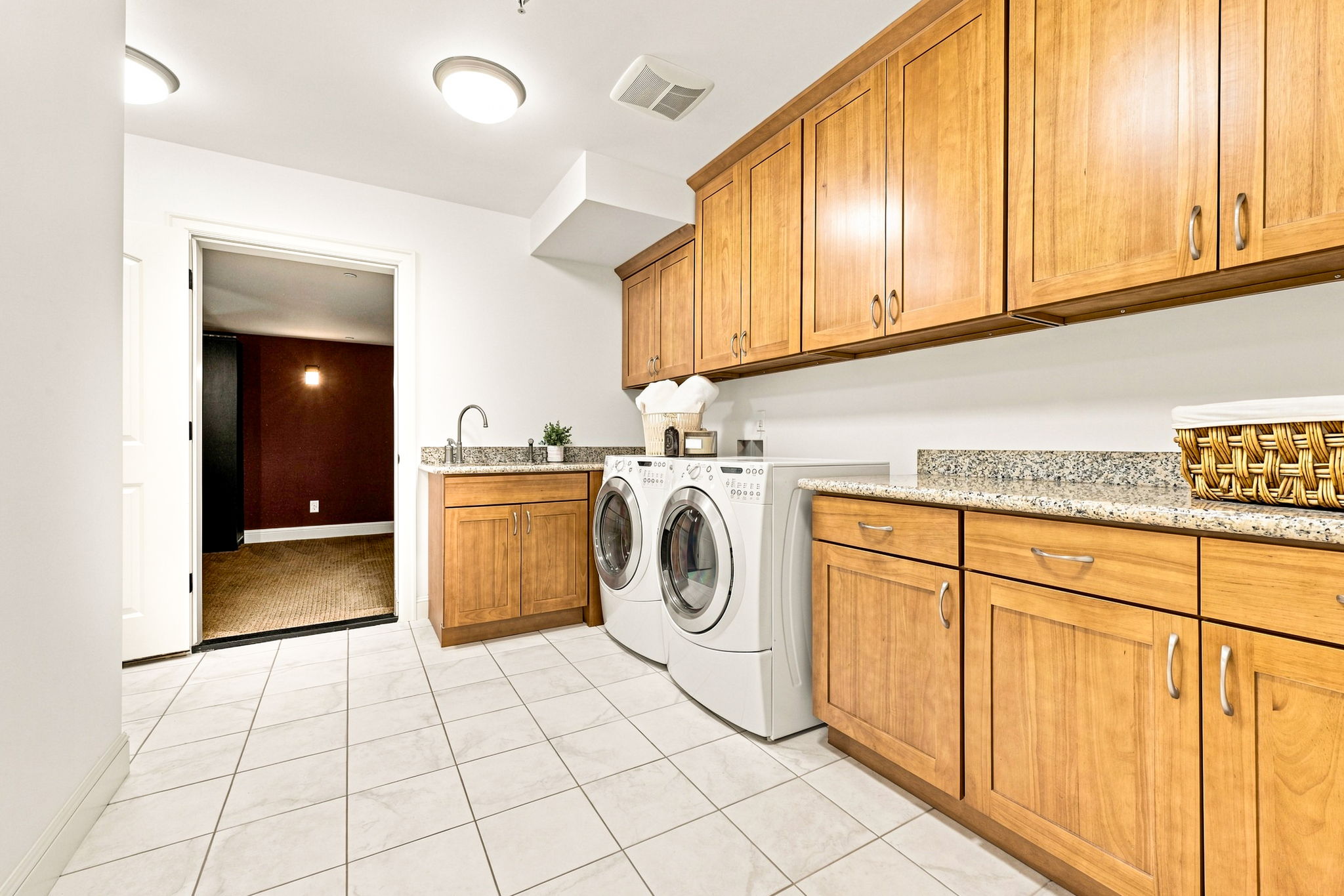  9671 Evergreen Drive, Bellevue, WA 98004 - 物件實景