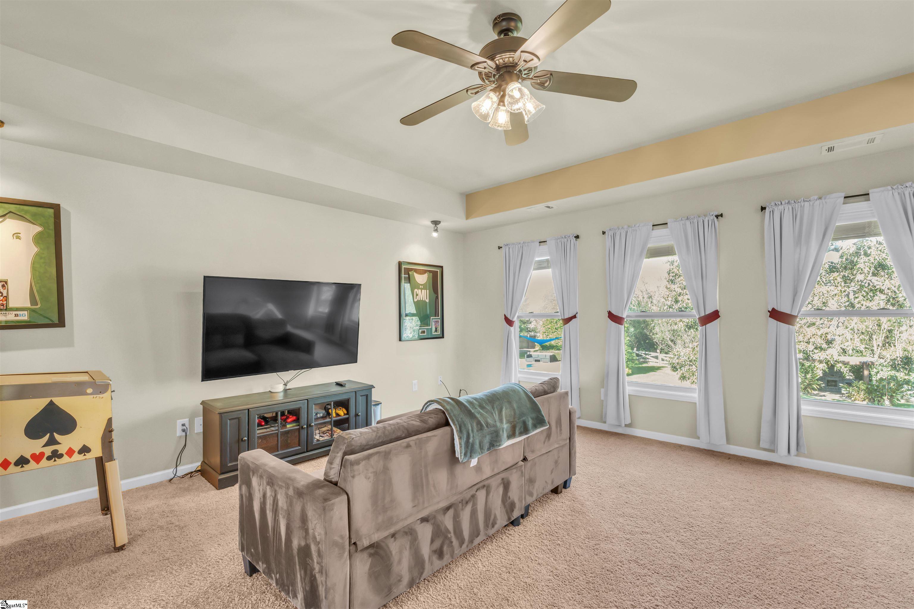 Simpsonville, South Carolina, 29681, United States, 4 Bedrooms Bedrooms, ,4 BathroomsBathrooms,Residential,For Sale,1948001