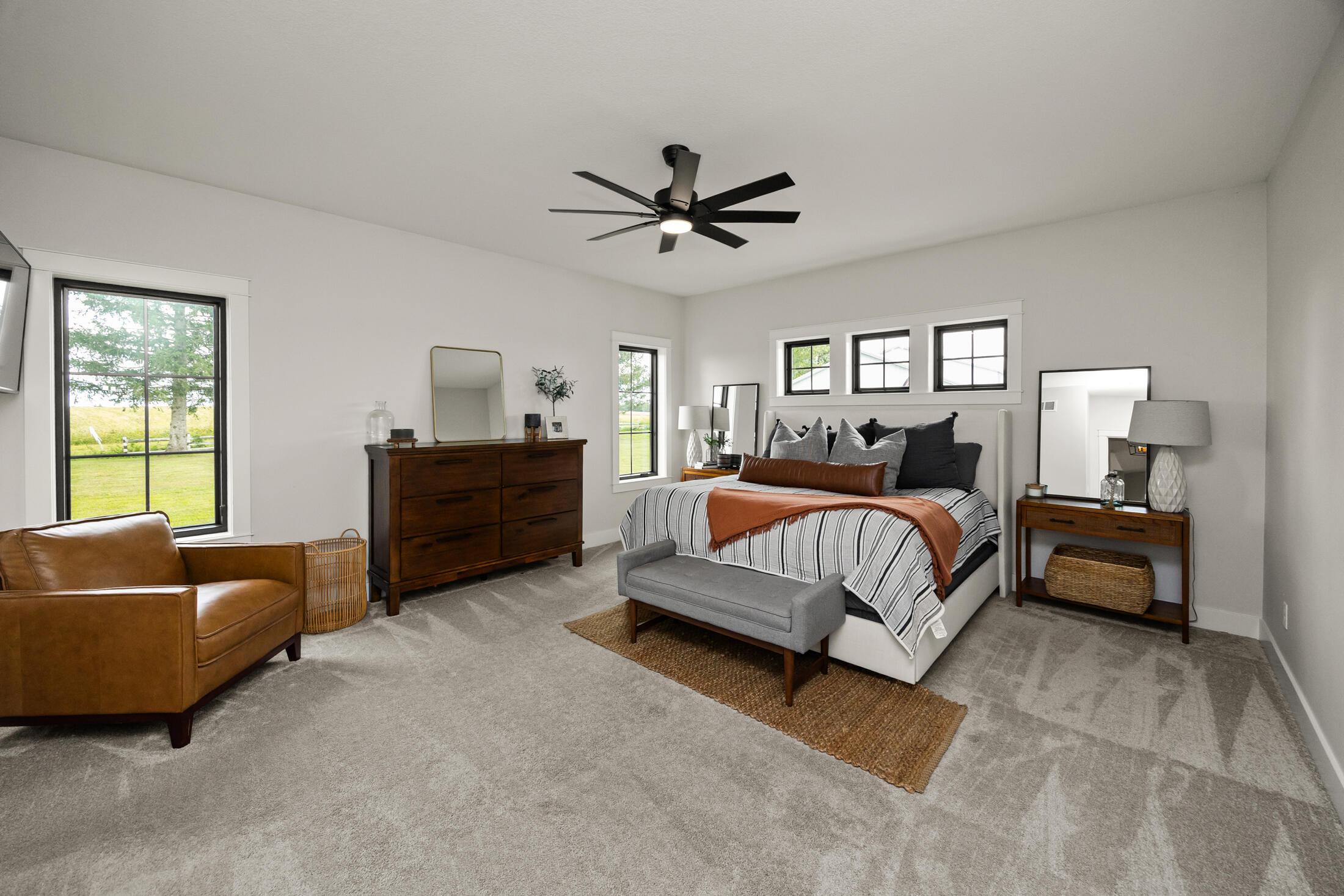 Madrid, Iowa, 50156, United States, 6 Bedrooms Bedrooms, ,5 BathroomsBathrooms,Residential,For Sale,2005083