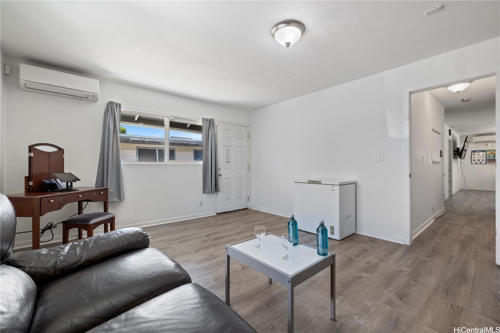 Honolulu, Hawaii, 96817, United States, 3 Bedrooms Bedrooms, ,2 BathroomsBathrooms,Residential,For Sale,1986474