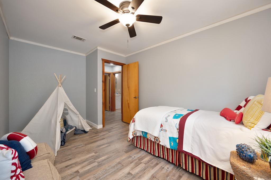 Applegate, California, 95703, United States, 3 Bedrooms Bedrooms, ,3 BathroomsBathrooms,Residential,For Sale,1912050