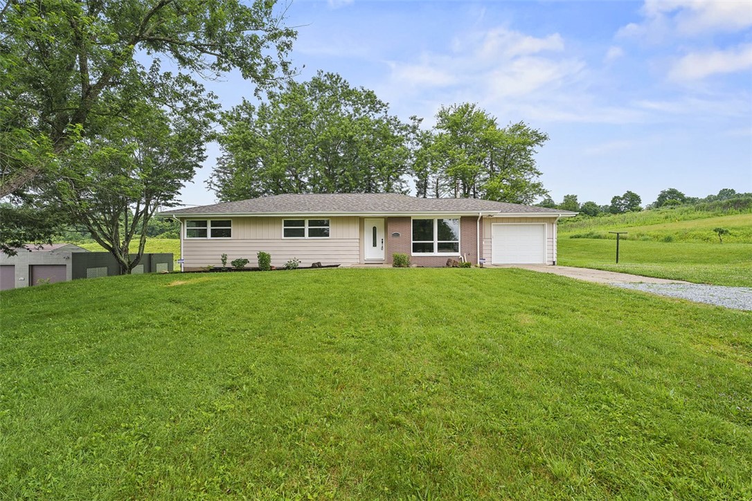 Delmont, Pennsylvania, 15626, United States, 3 Bedrooms Bedrooms, ,2 BathroomsBathrooms,Residential,For Sale,1885668