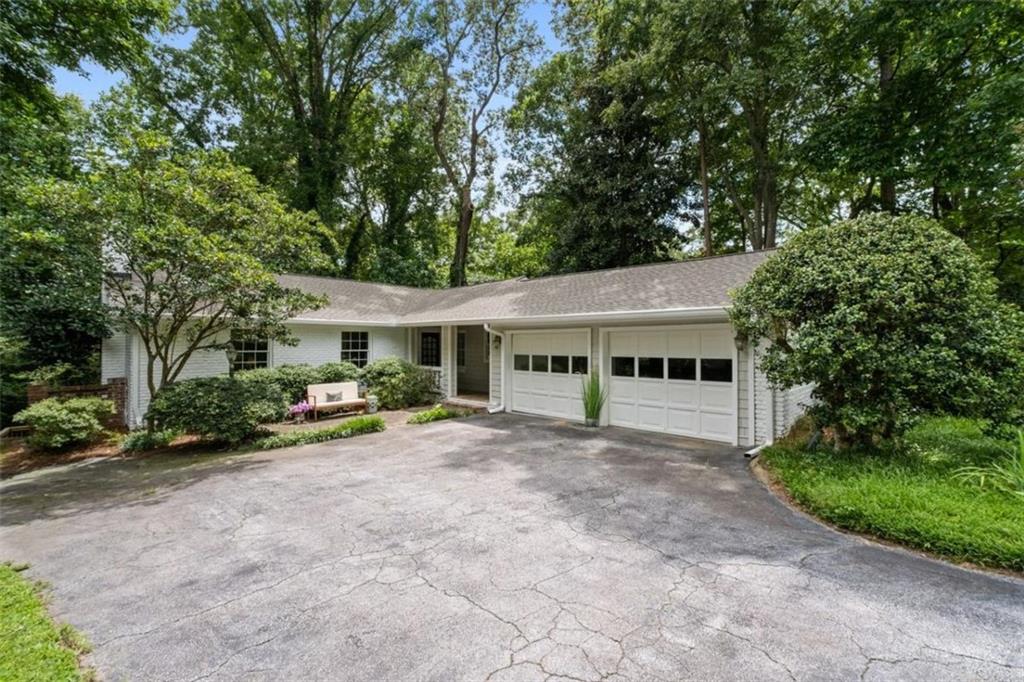 Sandy Springs, Georgia, 30342, United States, 4 Bedrooms Bedrooms, ,3 BathroomsBathrooms,Residential,For Sale,1912192