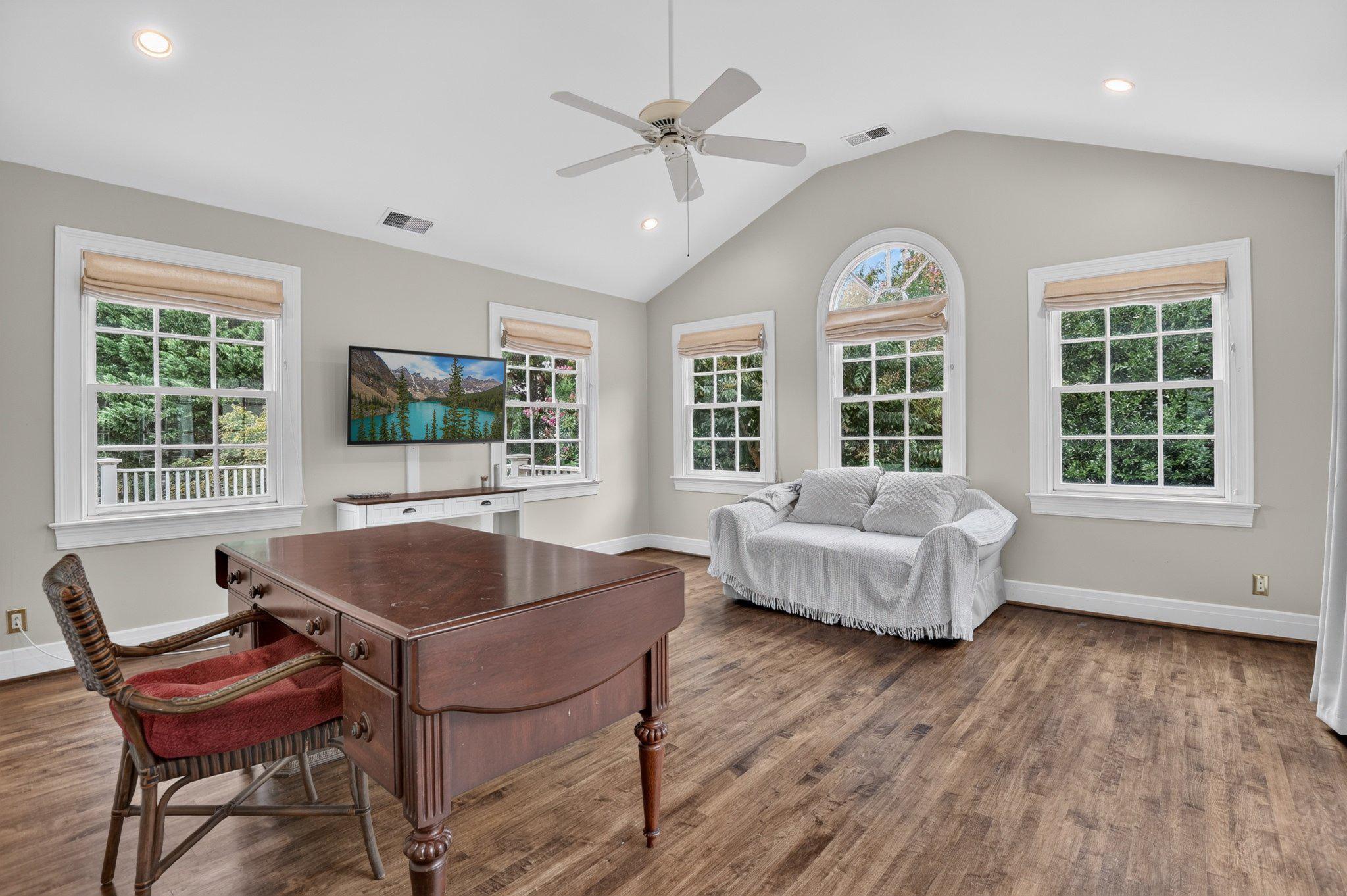  5329 Woodlawn Avenue, Chevy Chase, MD, 20815 - 物件實景