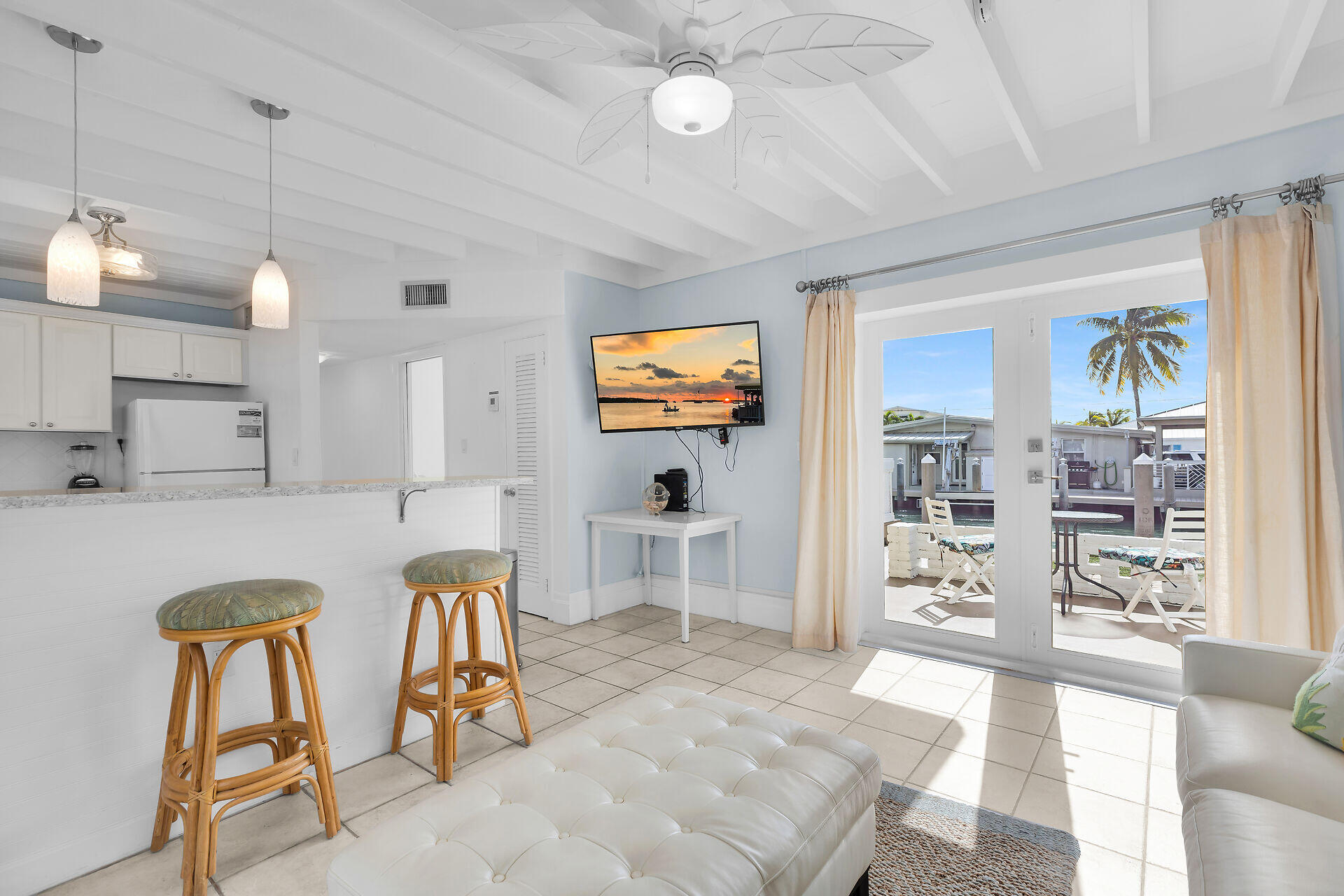 MARATHON, Florida, 33050, United States, 2 Bedrooms Bedrooms, ,2 BathroomsBathrooms,Residential,For Sale,1989170