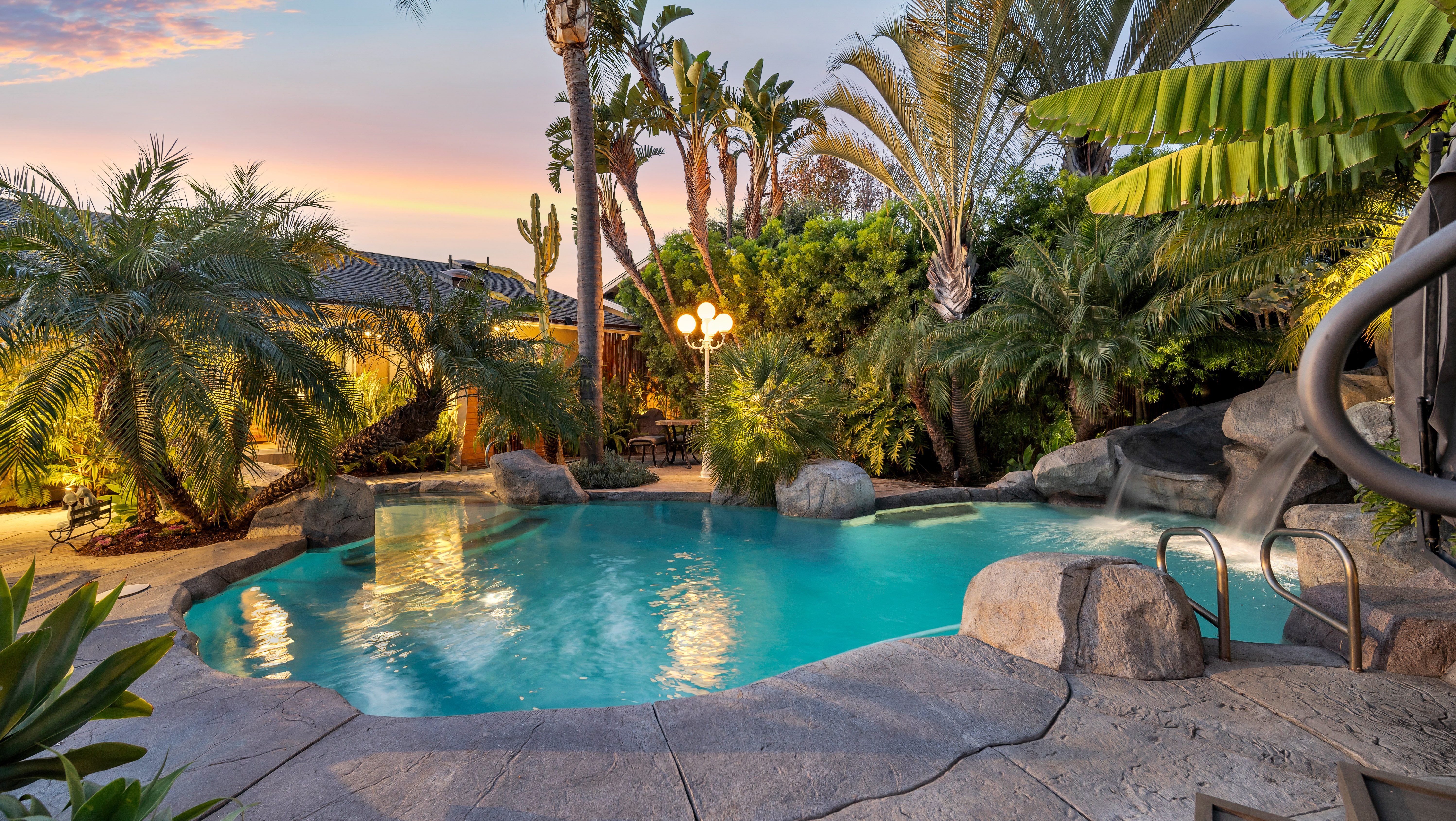  2129 North Pine Street, Orange, CA 92865 - 物件實景