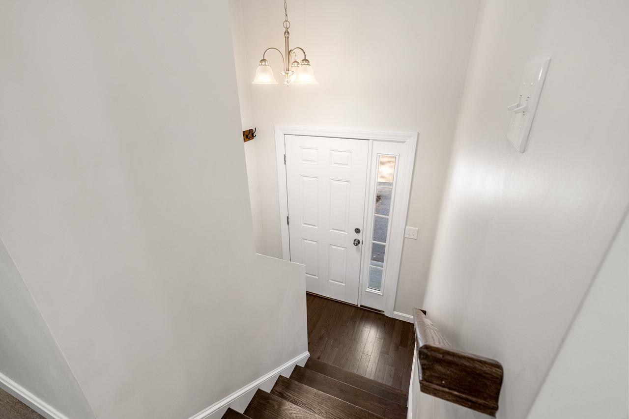 Mont Vernon, New Hampshire, 03057, United States, 3 Bedrooms Bedrooms, ,1 BathroomBathrooms,Residential,For Sale,1998369