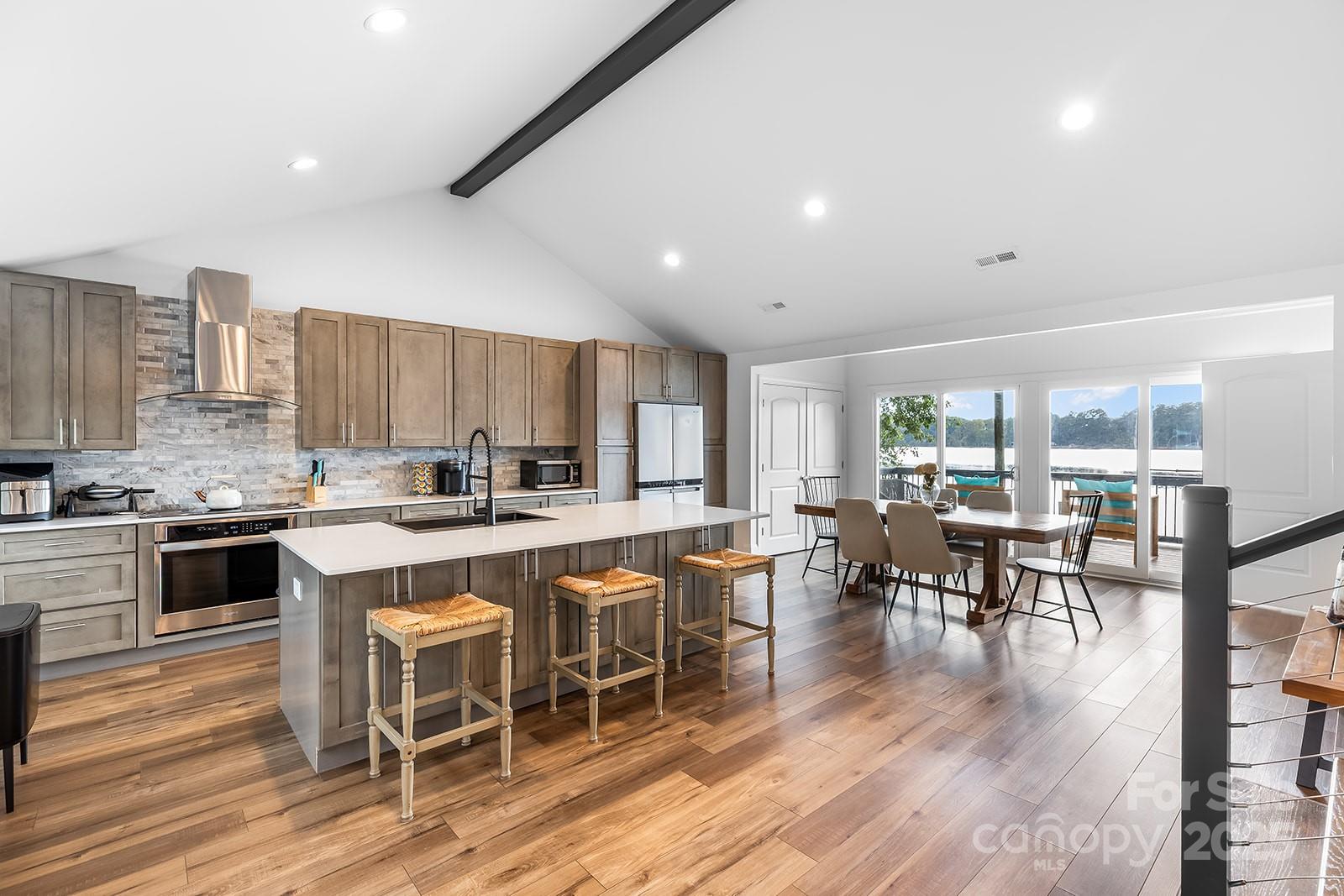 Charlotte, North Carolina, 28278, United States, 3 Bedrooms Bedrooms, ,3 BathroomsBathrooms,Residential,For Sale,1986488