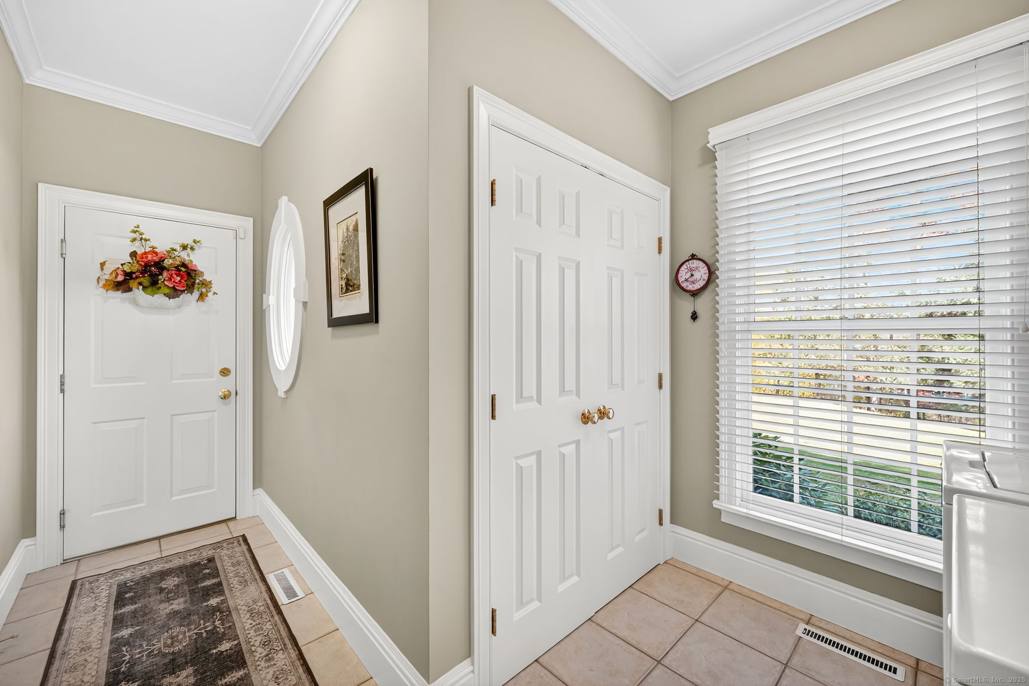 Granby, Connecticut, 06090, United States, 4 Bedrooms Bedrooms, ,3 BathroomsBathrooms,Residential,For Sale,1988938