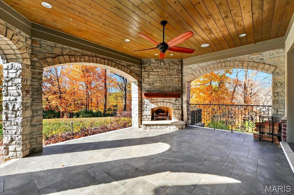 Town and Country, Missouri, 63141, United States, 6 Bedrooms Bedrooms, ,7 BathroomsBathrooms,Residential,For Sale,1992956