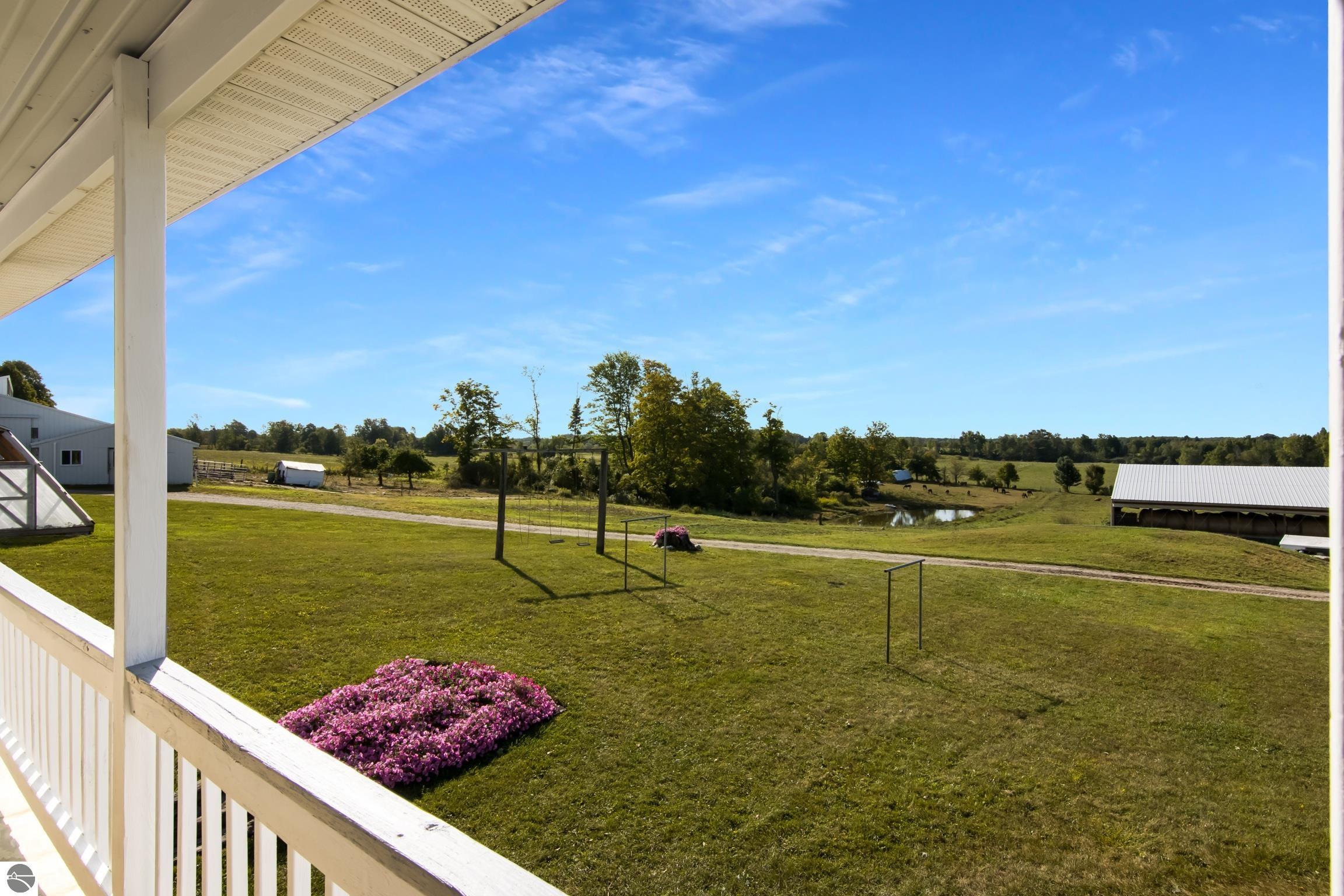 Leroy, Michigan, 49655-8142, United States, 5 Bedrooms Bedrooms, ,3 BathroomsBathrooms,Residential,For Sale,1949628