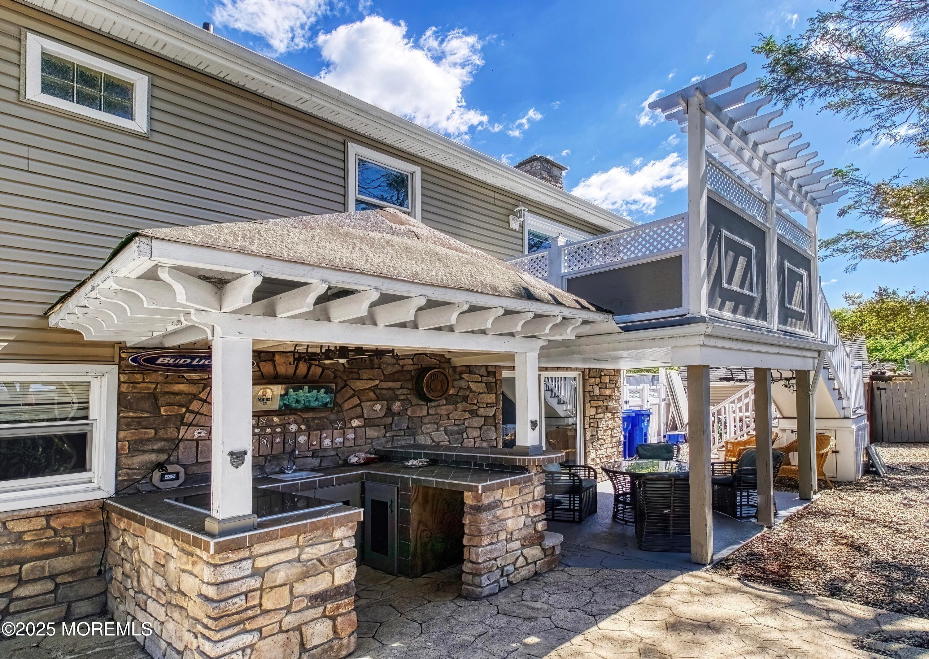 Toms River, New Jersey, 08753, United States, 5 Bedrooms Bedrooms, ,2 BathroomsBathrooms,Residential,For Sale,1996778