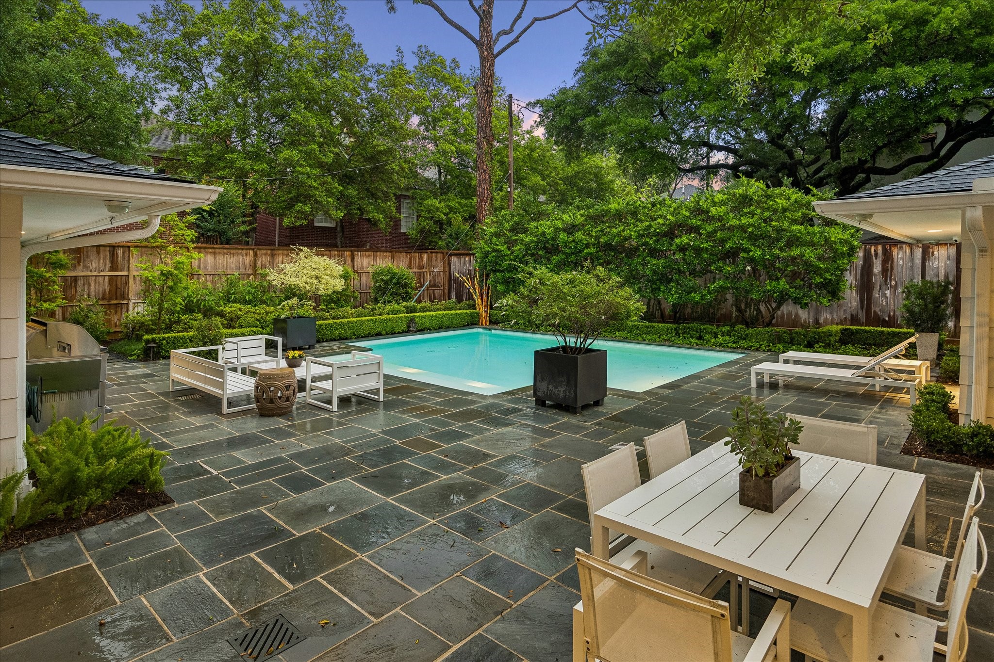  4114 Whitman Street - 物件實景