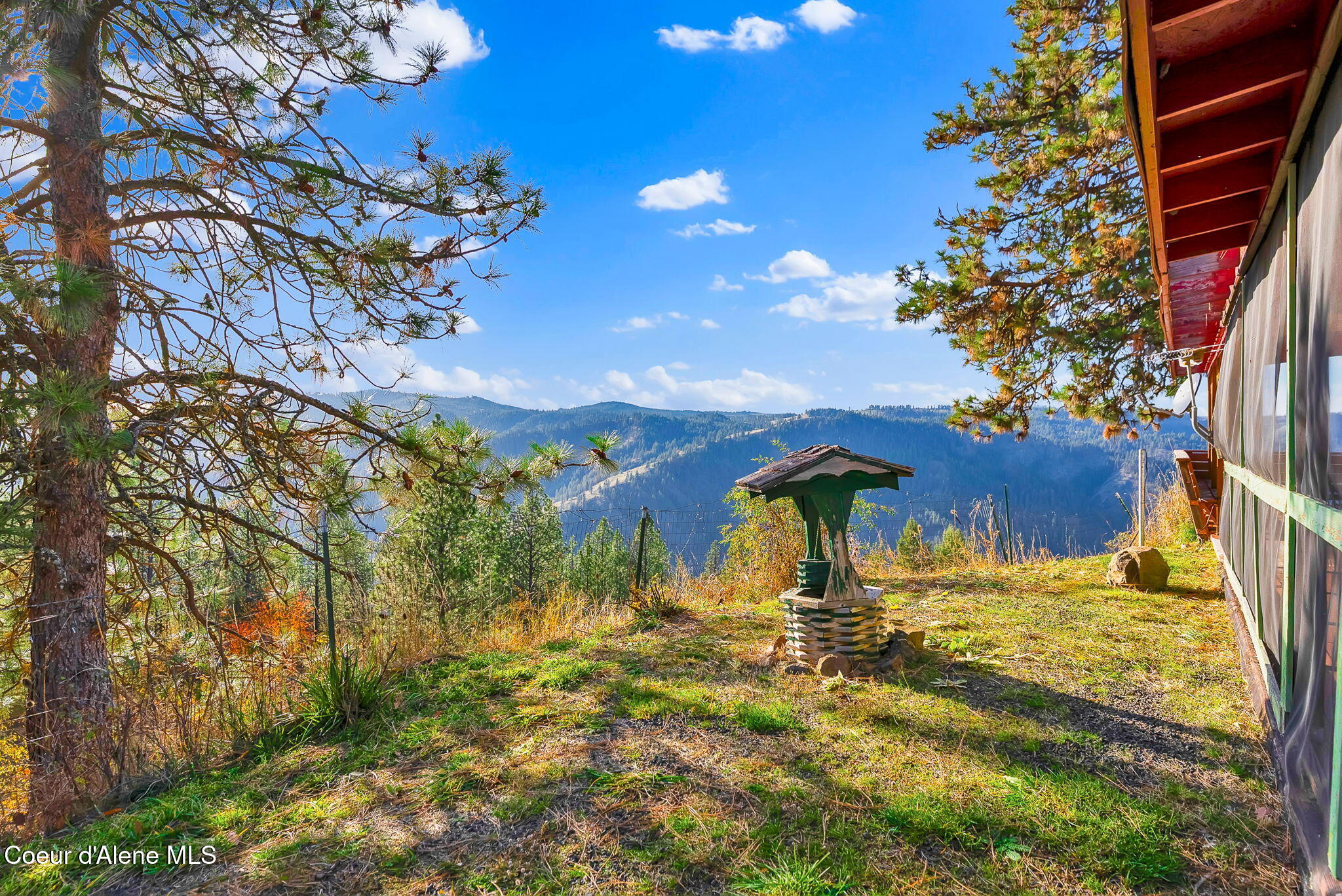 Orofino, Idaho, 83544, United States, 4 Bedrooms Bedrooms, ,Residential,For Sale,1991017