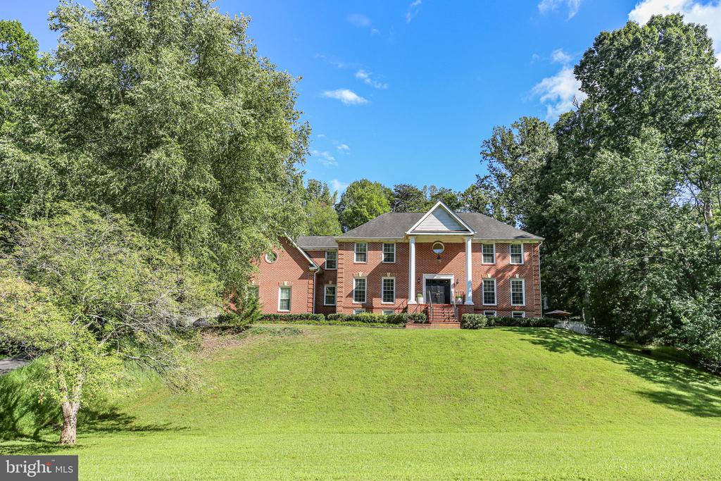 Fredericksburg, Virginia, 22407, United States, 5 Bedrooms Bedrooms, ,5 BathroomsBathrooms,Residential,For Sale,1927805