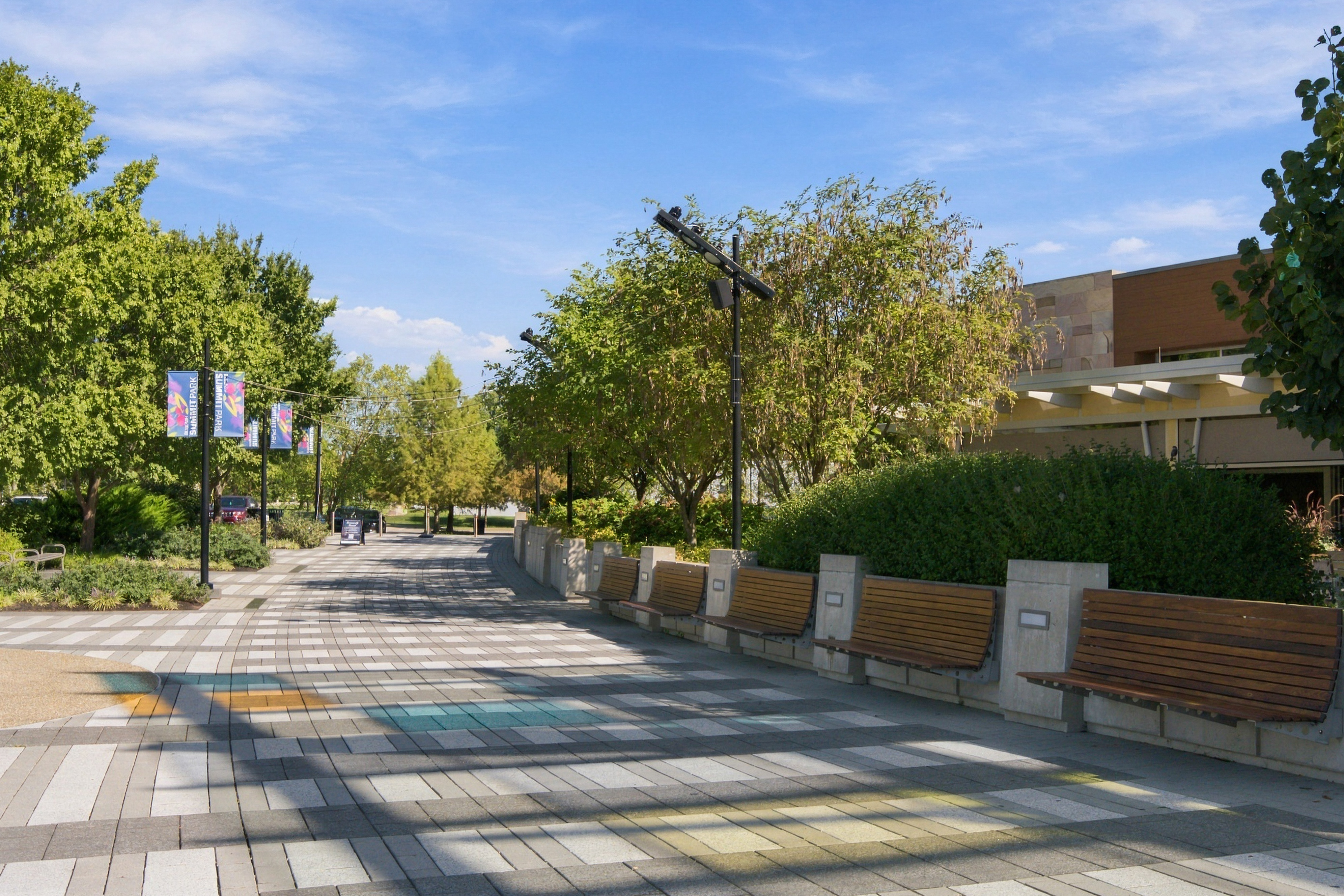  4252 Parkview Drive, Blue Ash, OH 45242 - 物件實景