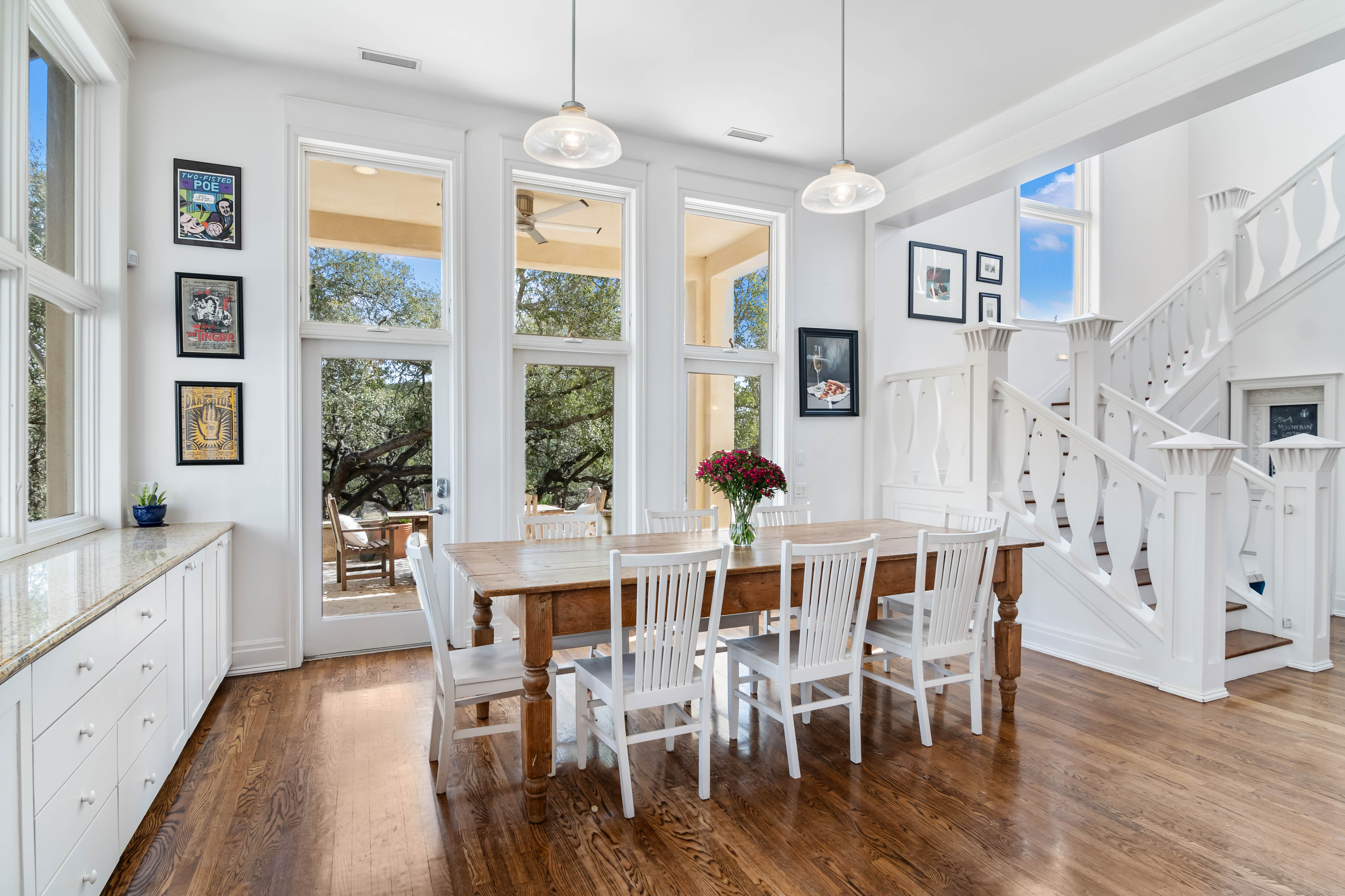  Hill Country Estate with Privacy and Presence - 物件實景