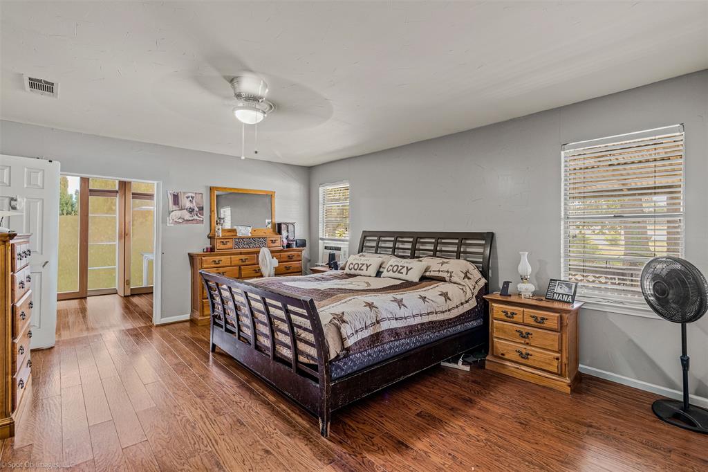 Terrell, Texas, 75161, United States, 3 Bedrooms Bedrooms, ,2 BathroomsBathrooms,Residential,For Sale,1933650