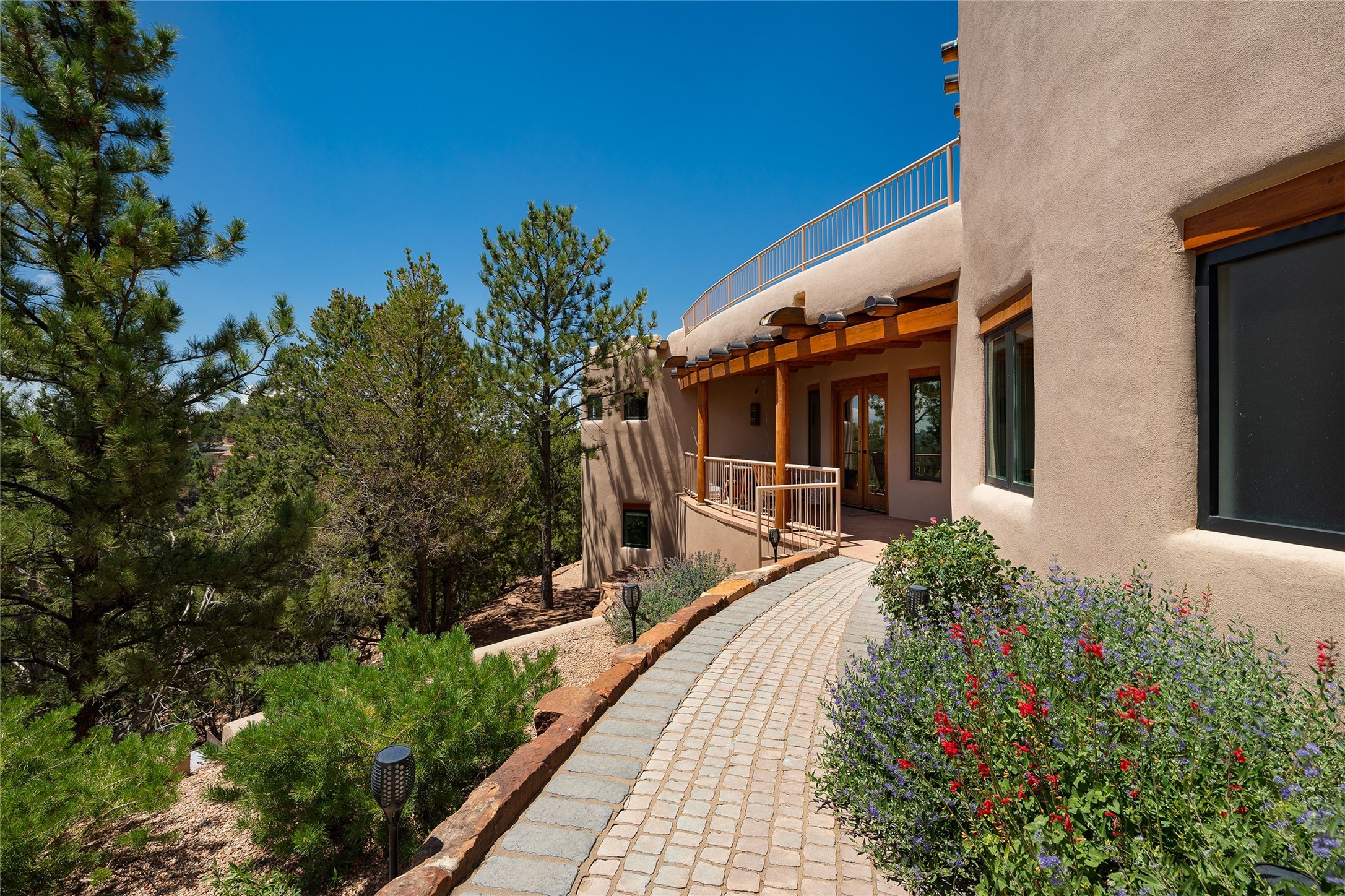  1233 N Summit Drive - 物件實景