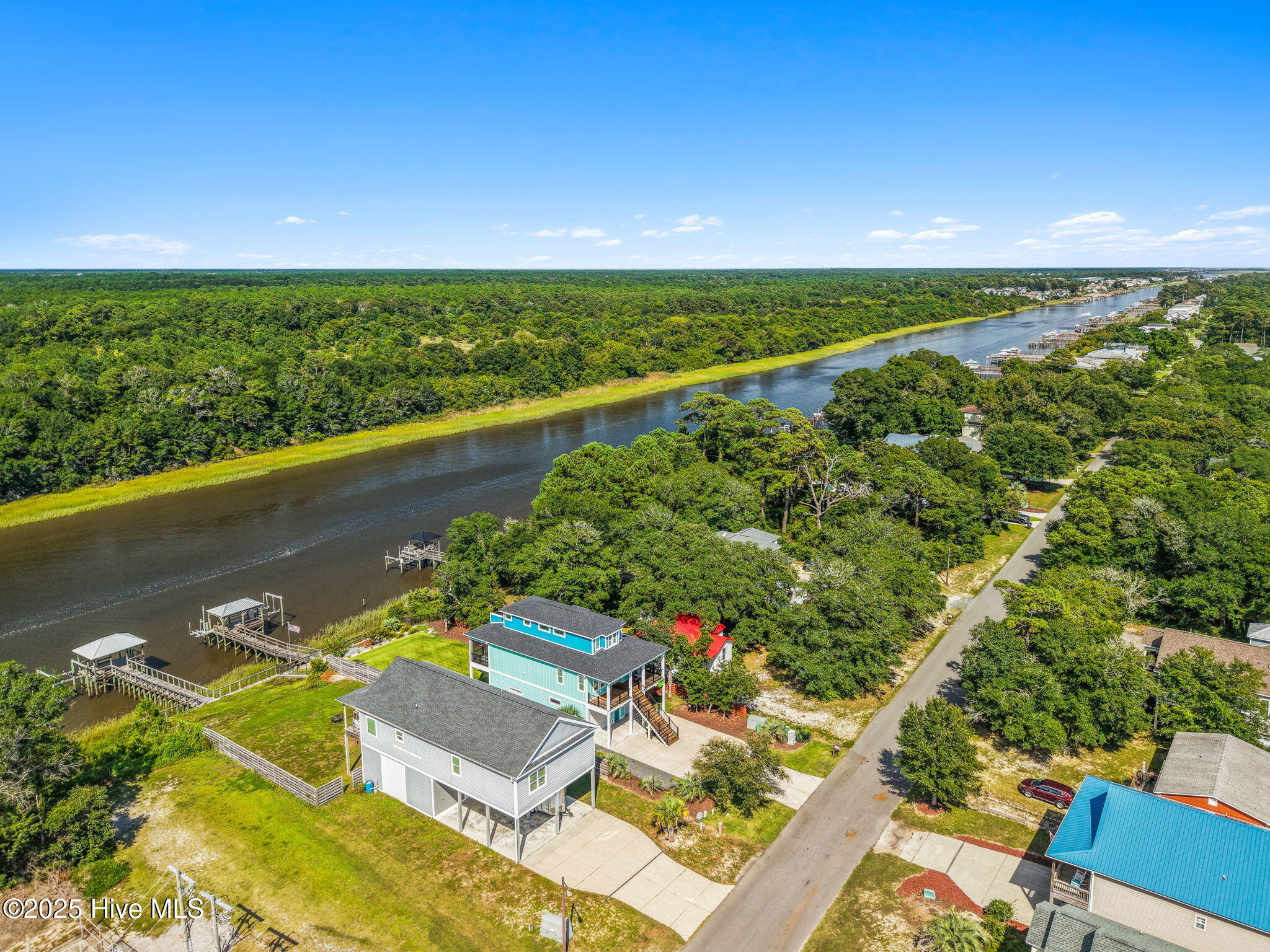 Oak Island, North Carolina, 28465, United States, 3 Bedrooms Bedrooms, ,3 BathroomsBathrooms,Residential,For Sale,1976827