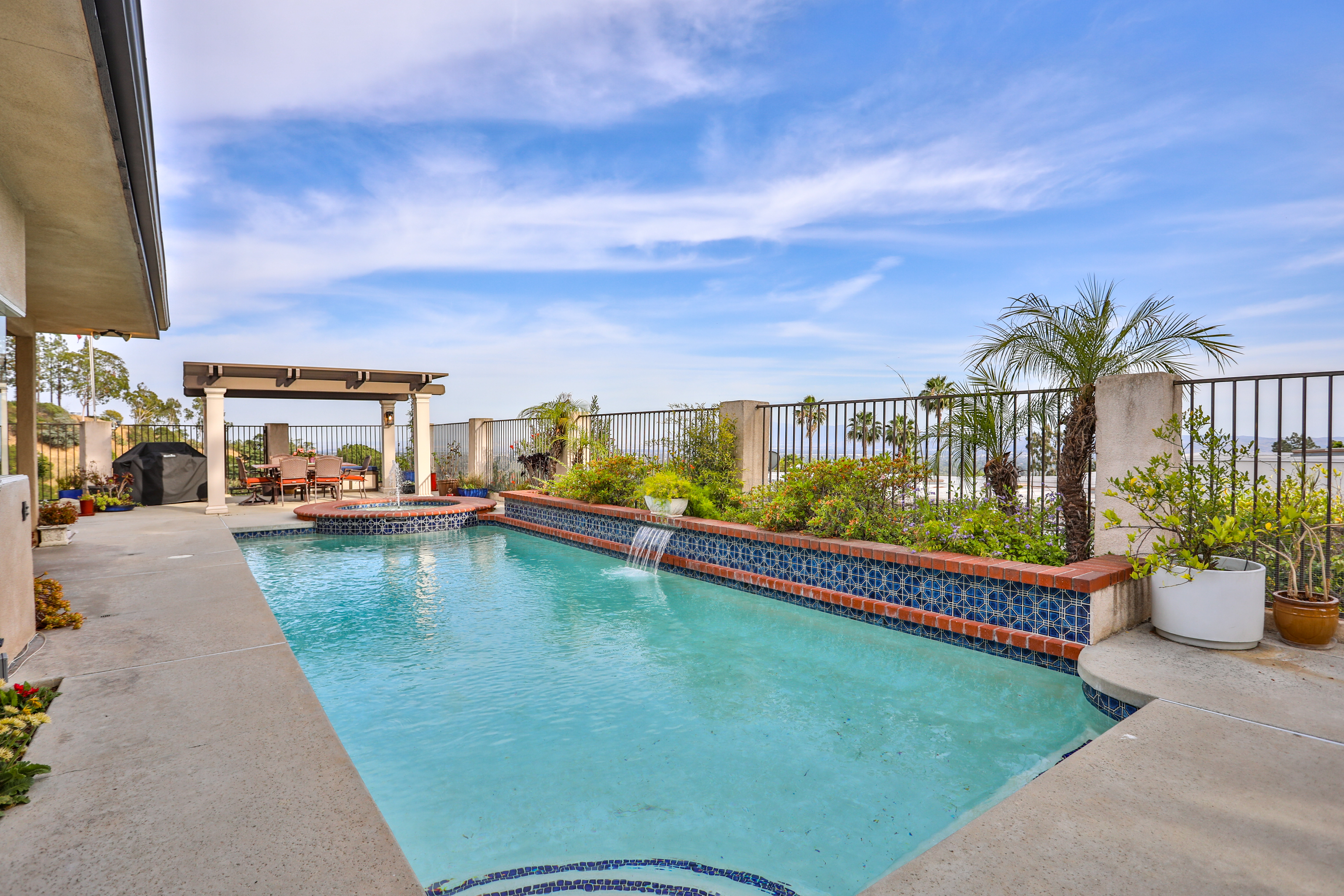  2708 N. Mountain Avenue, Claremont, CA 91711 - 物件實景