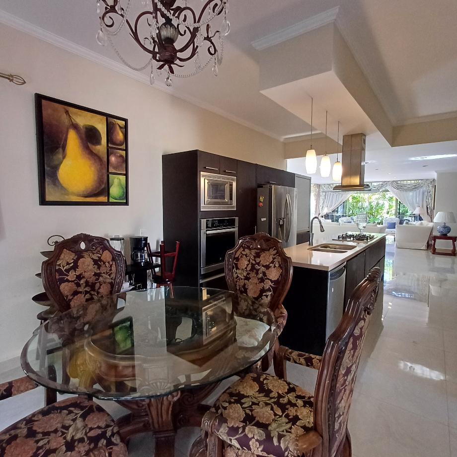 Isla Romantica, Benito Juárez, Quintana Roo, 77500, Mexico, 4 Bedrooms Bedrooms, ,5 BathroomsBathrooms,Residential,For Sale,Isla Romantica,1677042