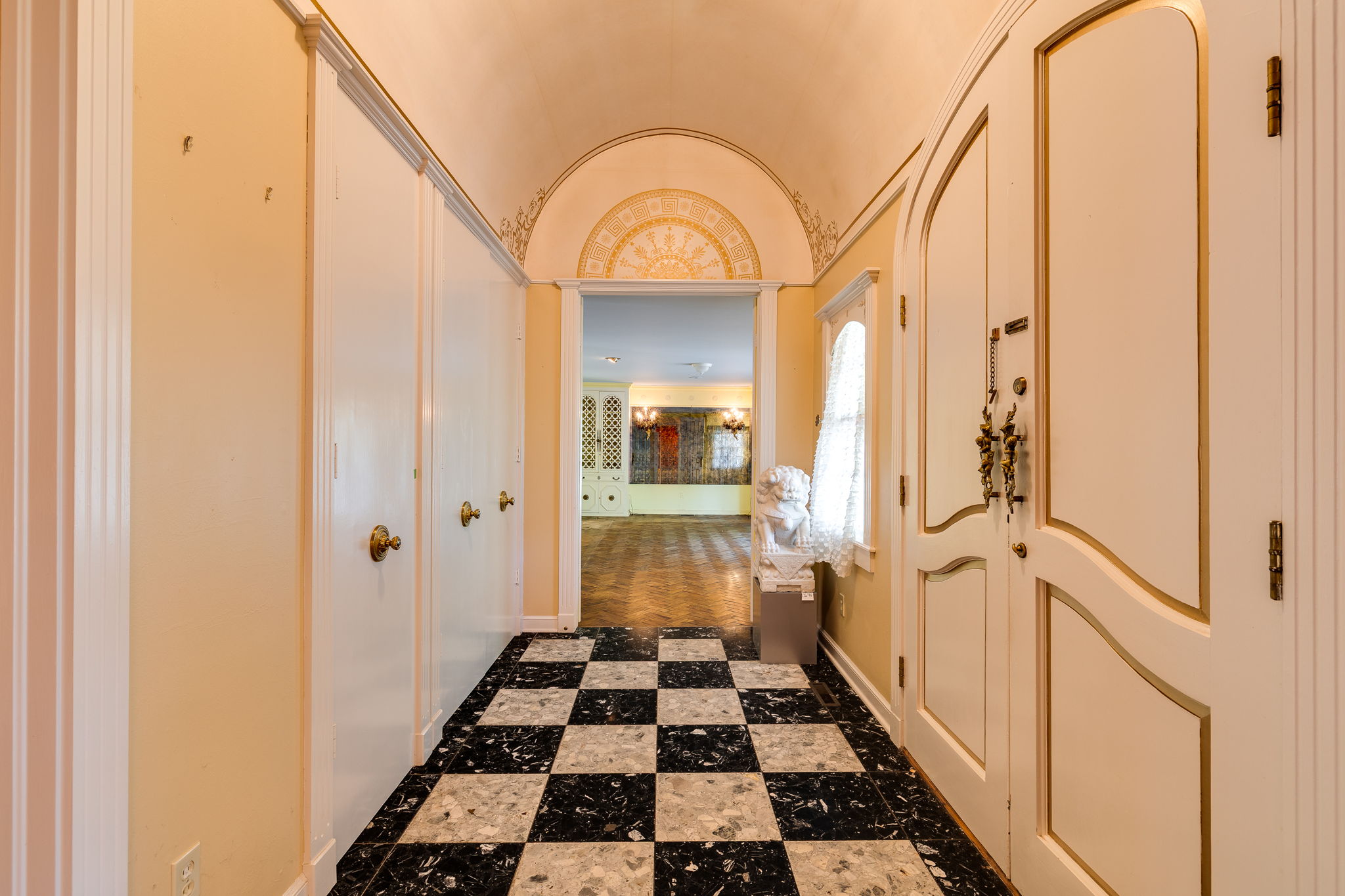  7104 Brentwood Road, Nichols Hills, OK 73116 - 物件實景