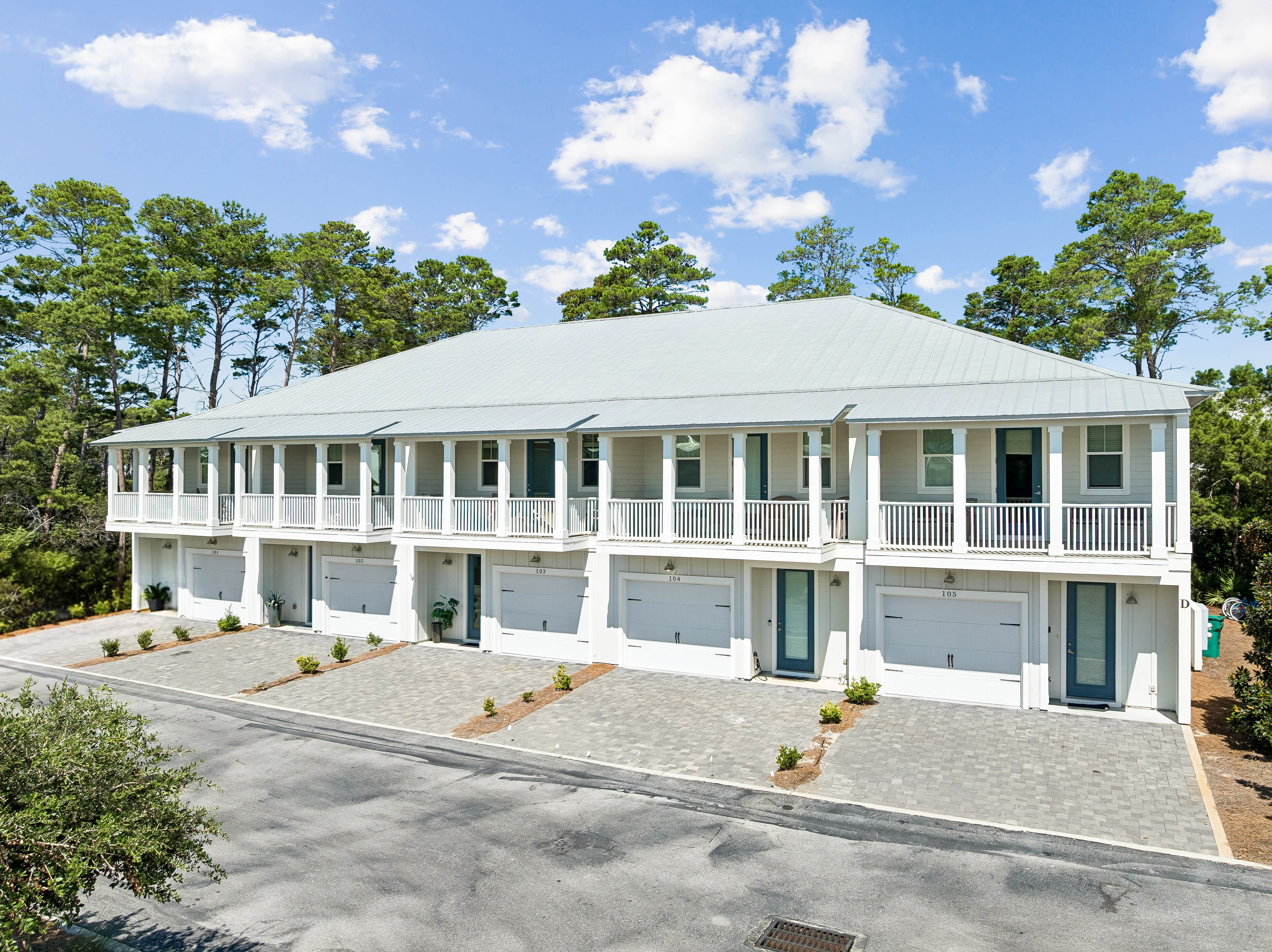  Furnished Seagrove Retreat with Garage Steps from the Pool & Near the Beach - 物件實景