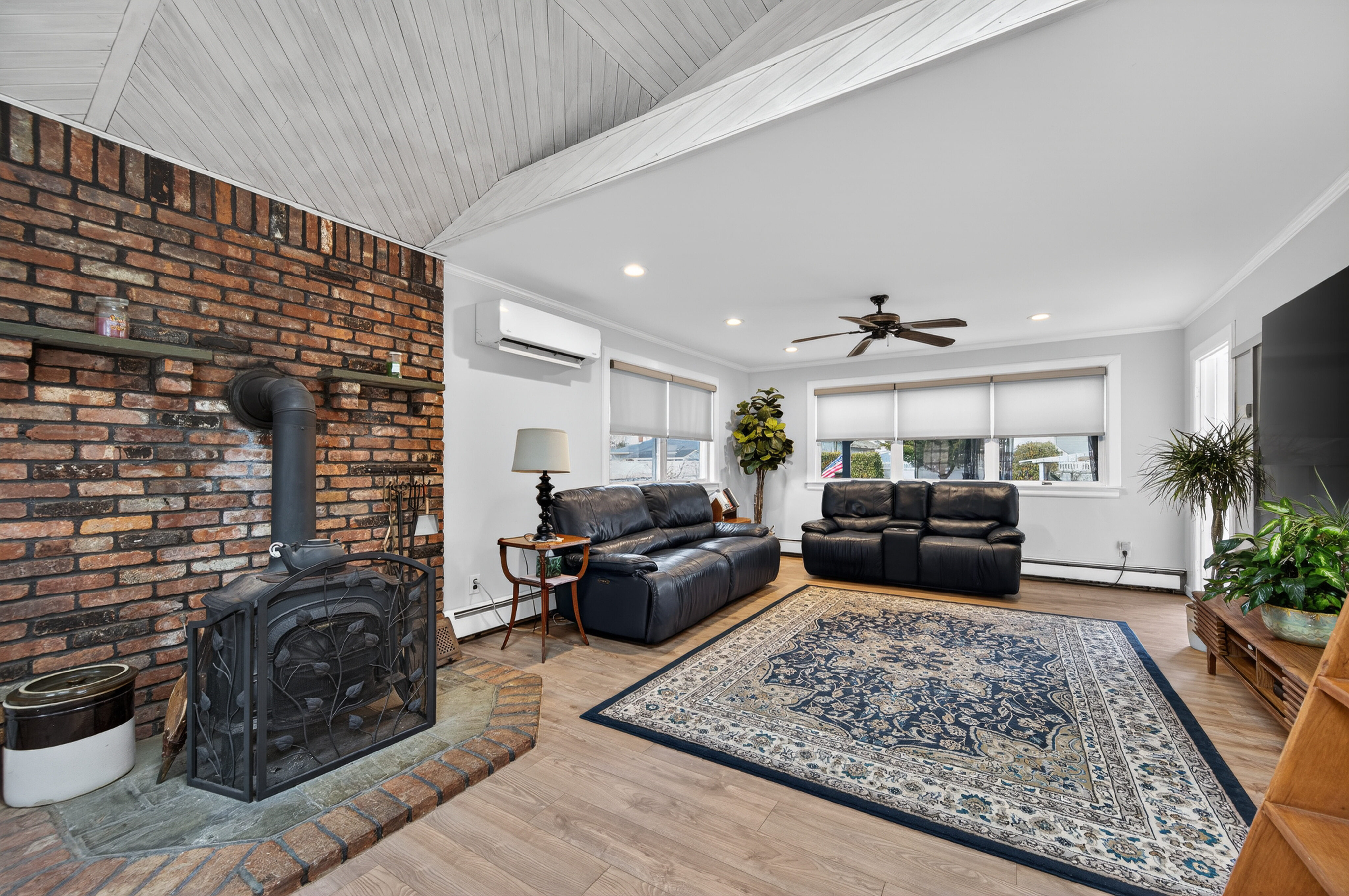  46 Monell Avenue, Islip, NY, 11751 - 物件實景