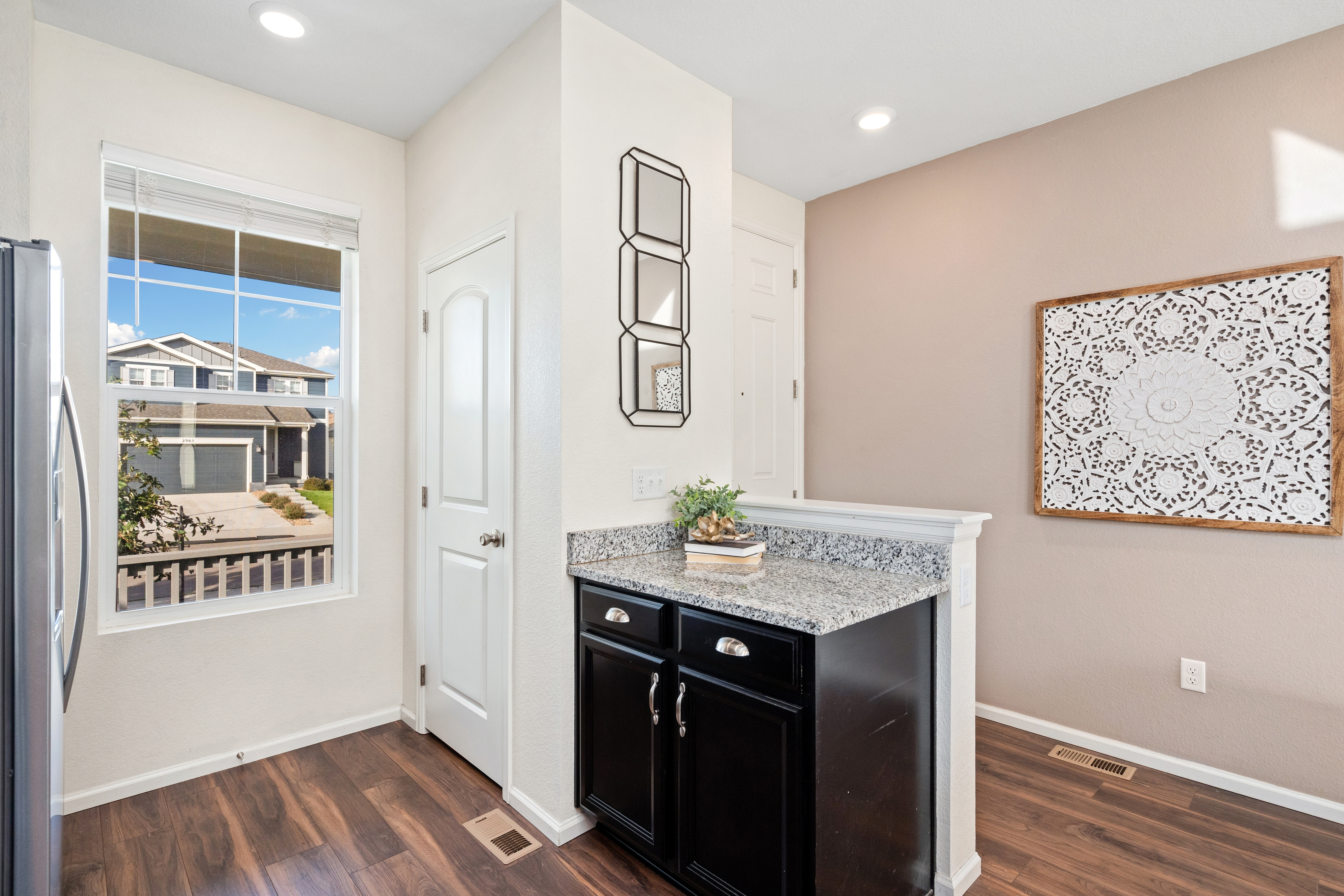  So Much to Love in This 2020-Built Loveland Ranch - 物件實景