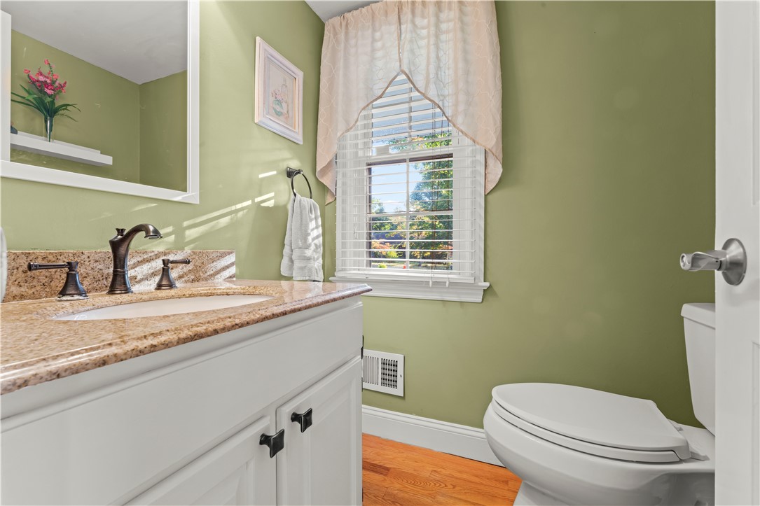 Mcmurray, Pennsylvania, 15317, United States, 4 Bedrooms Bedrooms, ,4 BathroomsBathrooms,Residential,For Sale,1976789