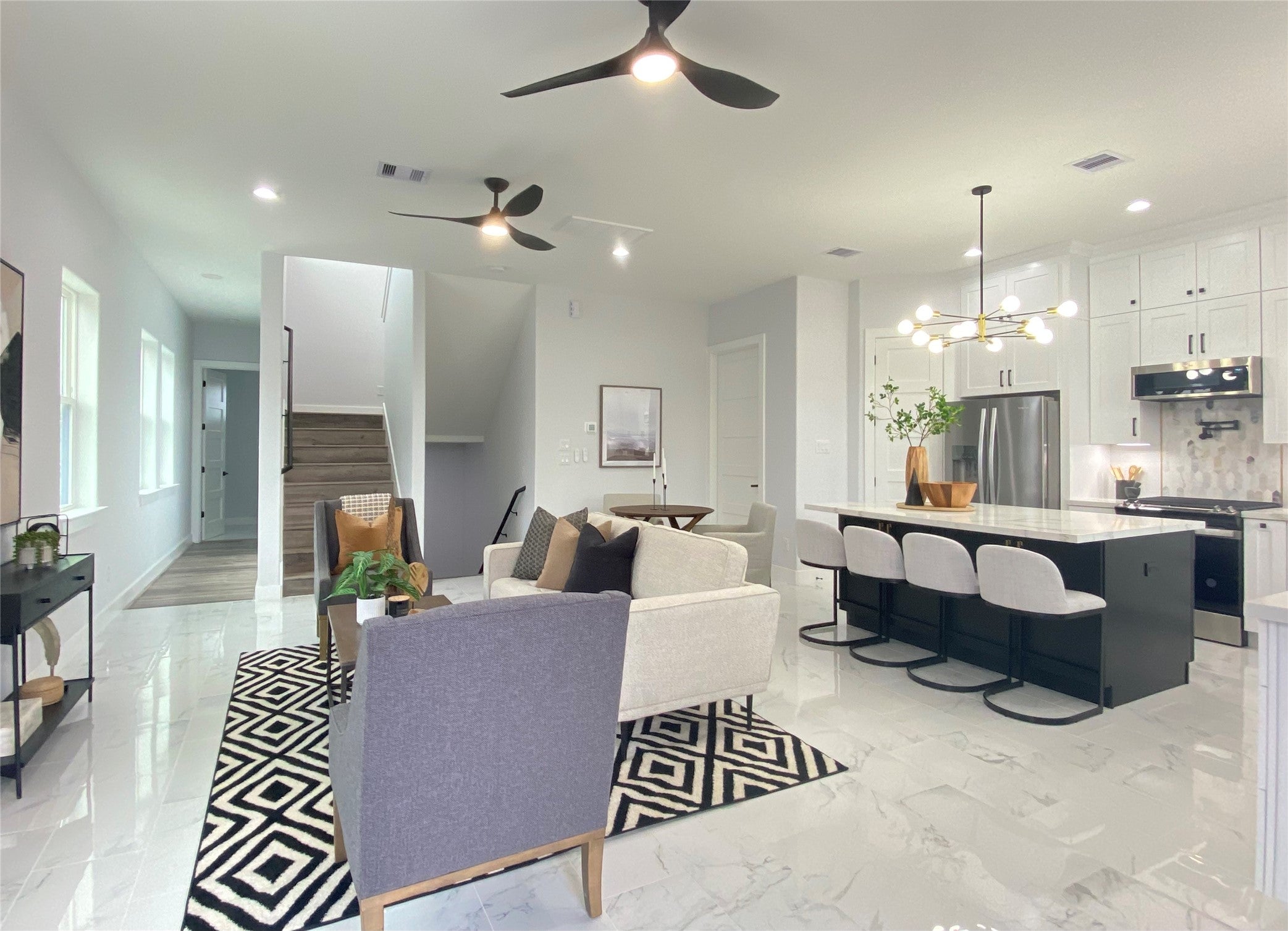1102 36th Street, Galveston, Texas, 77550, United States, 3 Bedrooms Bedrooms, ,4 BathroomsBathrooms,Residential,For Sale,1102 36th Street,1539890