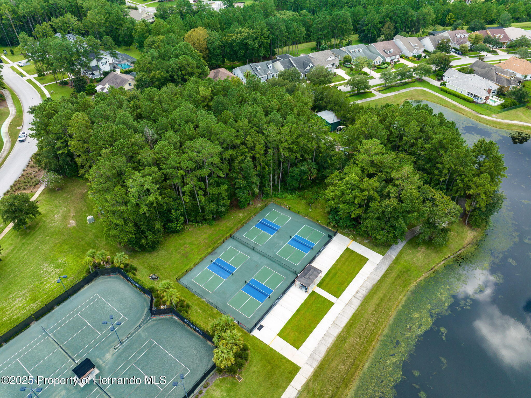 Brooksville, Florida, 34601, United States, 2 Bedrooms Bedrooms, ,4 BathroomsBathrooms,Residential,For Sale,1878155