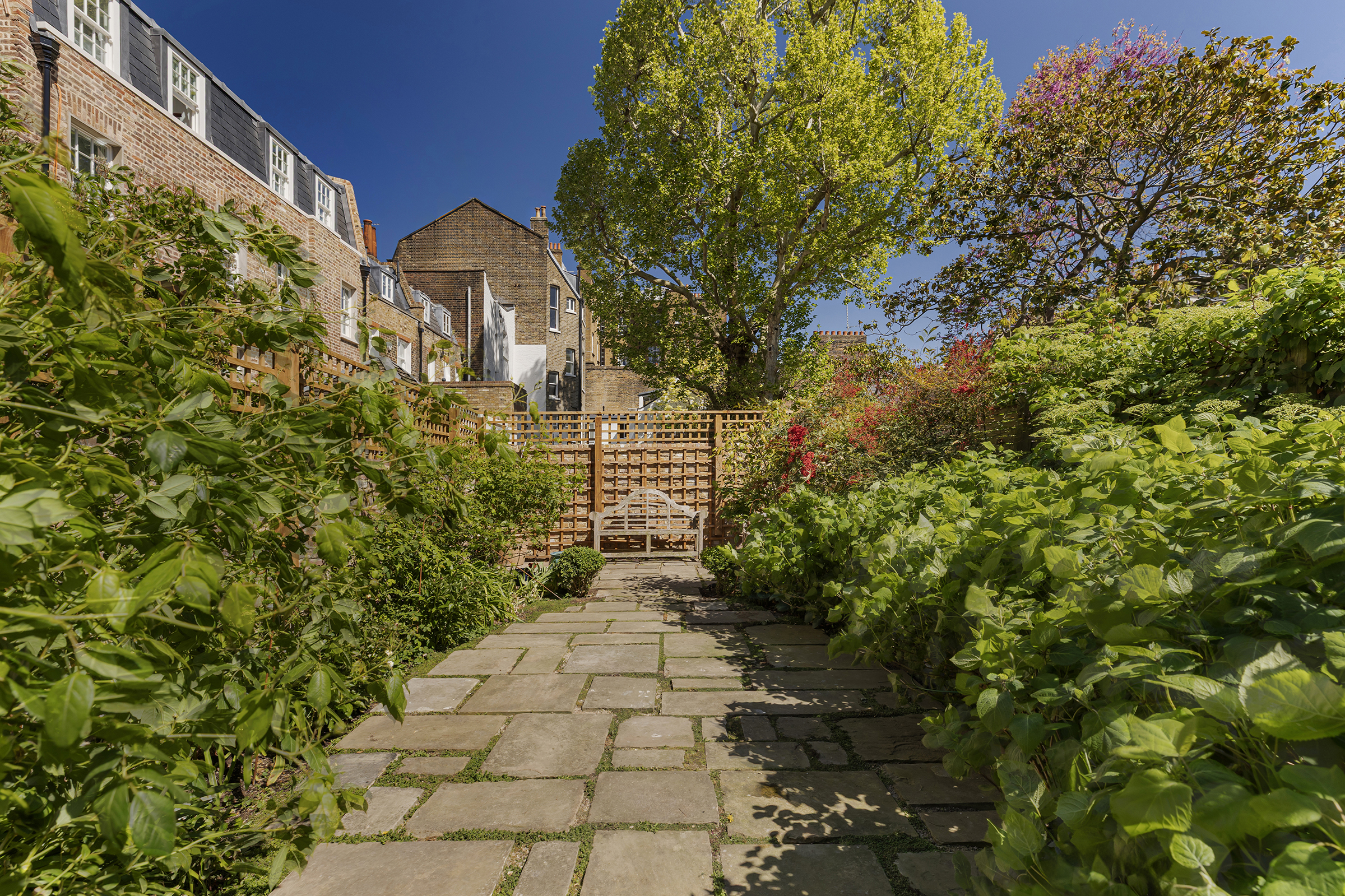  A Light-Filled Freehold House with a 45ft Garden in Prime Kensington - 物件實景