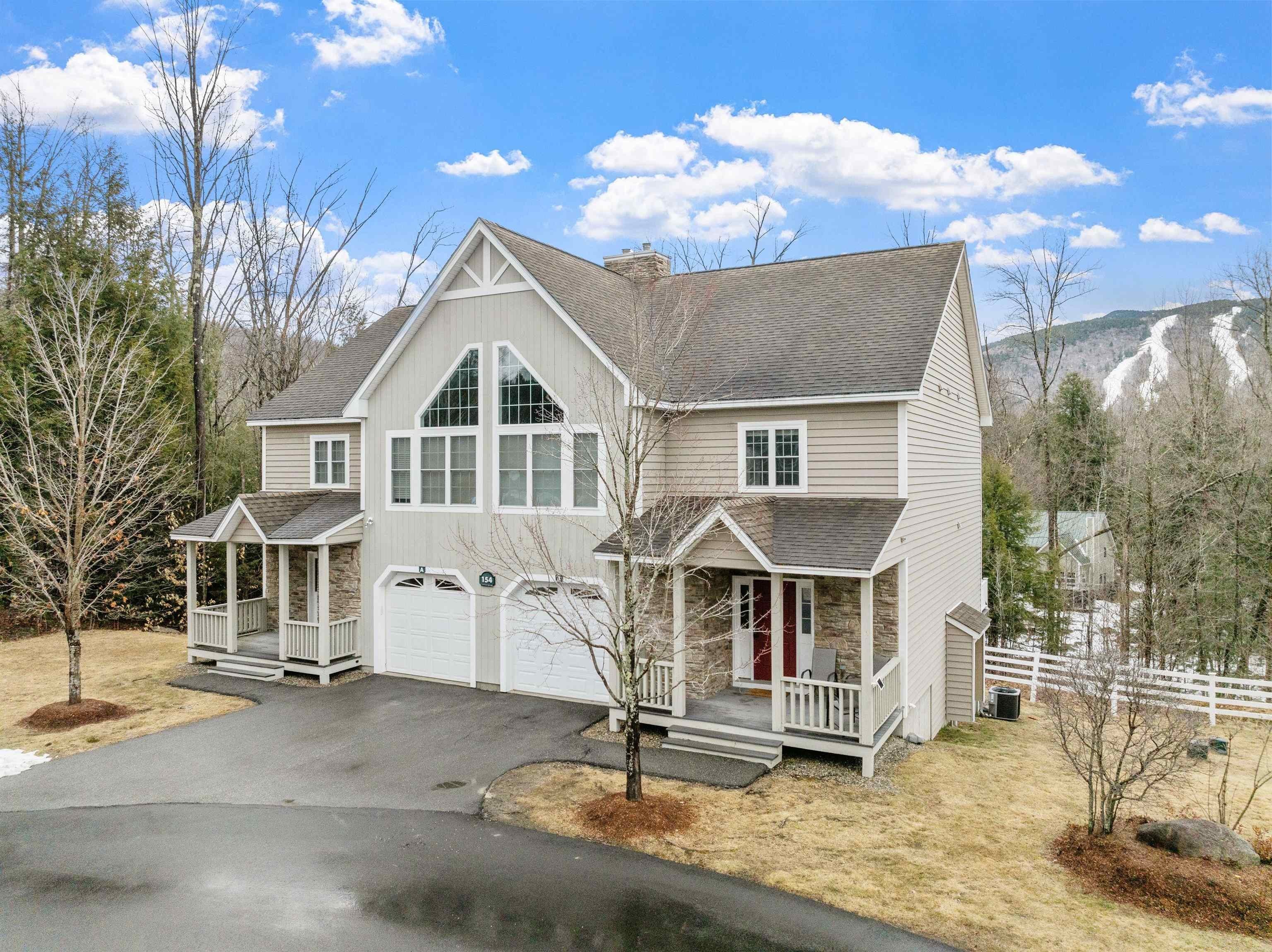 Lincoln, New Hampshire, 03251, United States, 4 Bedrooms Bedrooms, ,4 BathroomsBathrooms,Residential,For Sale,1915256