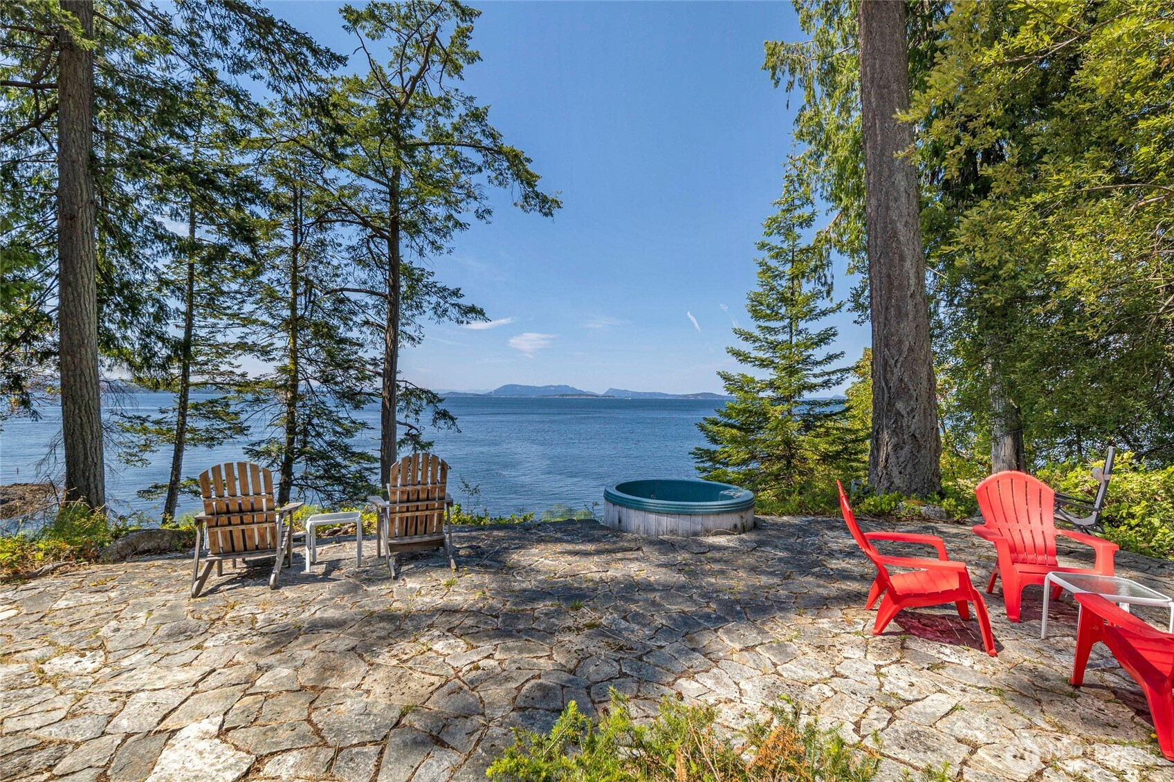 Henry Island, Washington, 98250, United States, 4 Bedrooms Bedrooms, ,1 BathroomBathrooms,Residential,For Sale,1988097