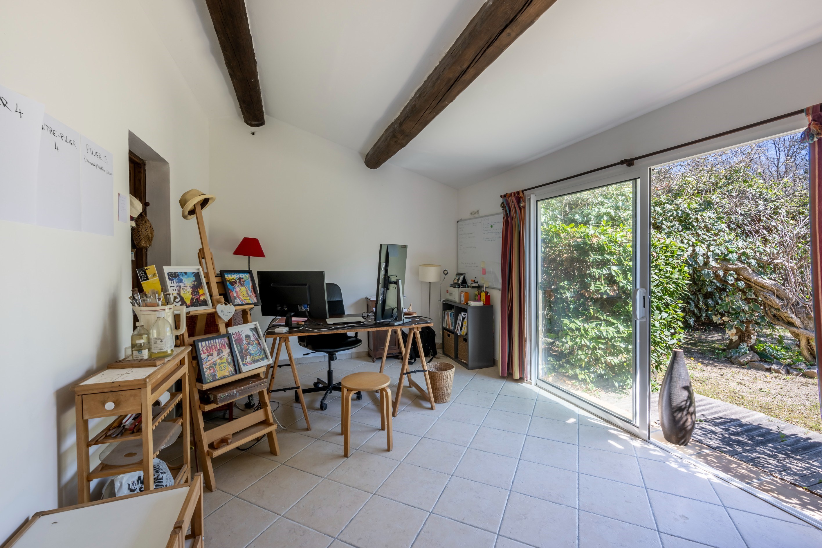  Provençal villa with pool and development potential in Roquefort les Pins near … - 物件實景