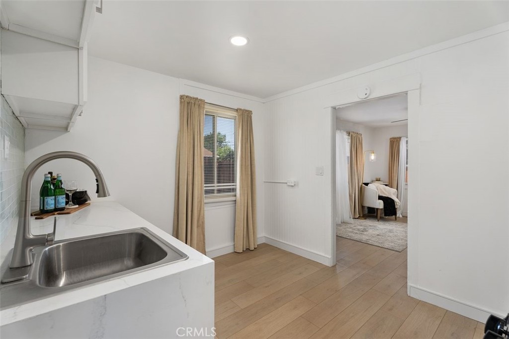Santa Ana, California, 92701, United States, 5 Bedrooms Bedrooms, ,3 BathroomsBathrooms,Residential,For Sale,1837715