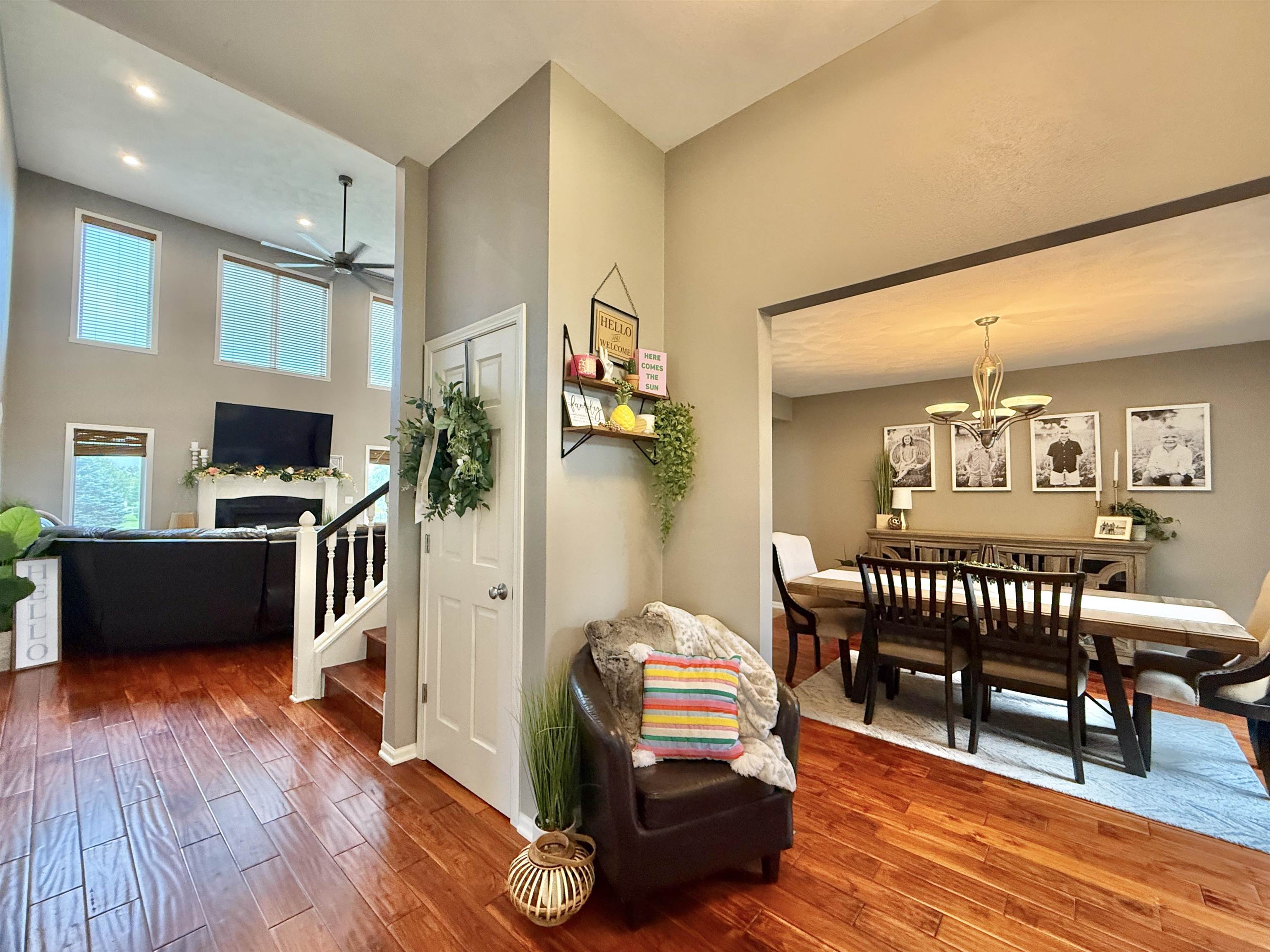 South Beloit, Illinois, 61080, United States, 4 Bedrooms Bedrooms, ,3 BathroomsBathrooms,Residential,For Sale,1984178