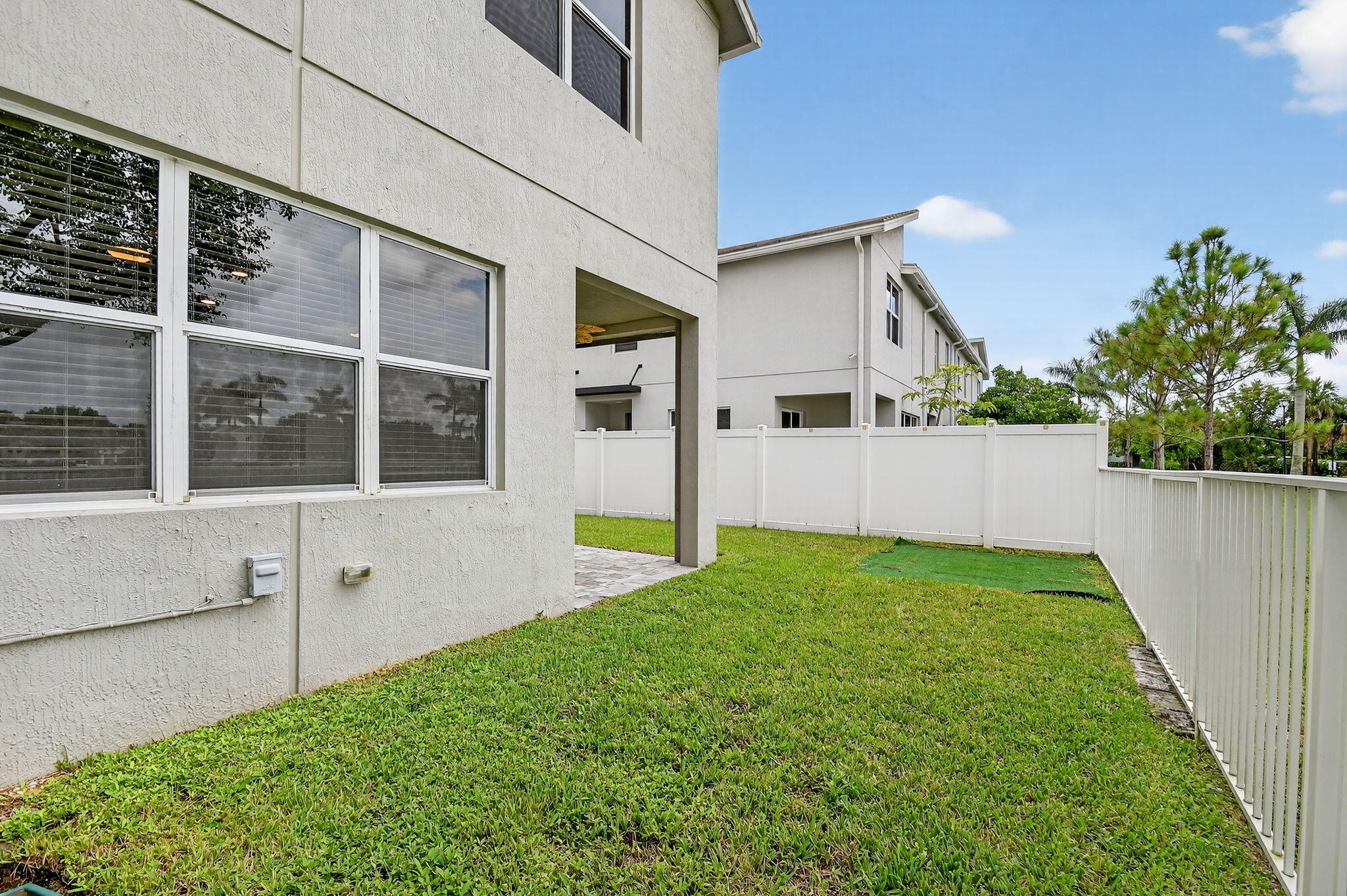 Lake Worth, Florida, 33467, United States, 4 Bedrooms Bedrooms, ,3 BathroomsBathrooms,Residential,For Sale,1995557