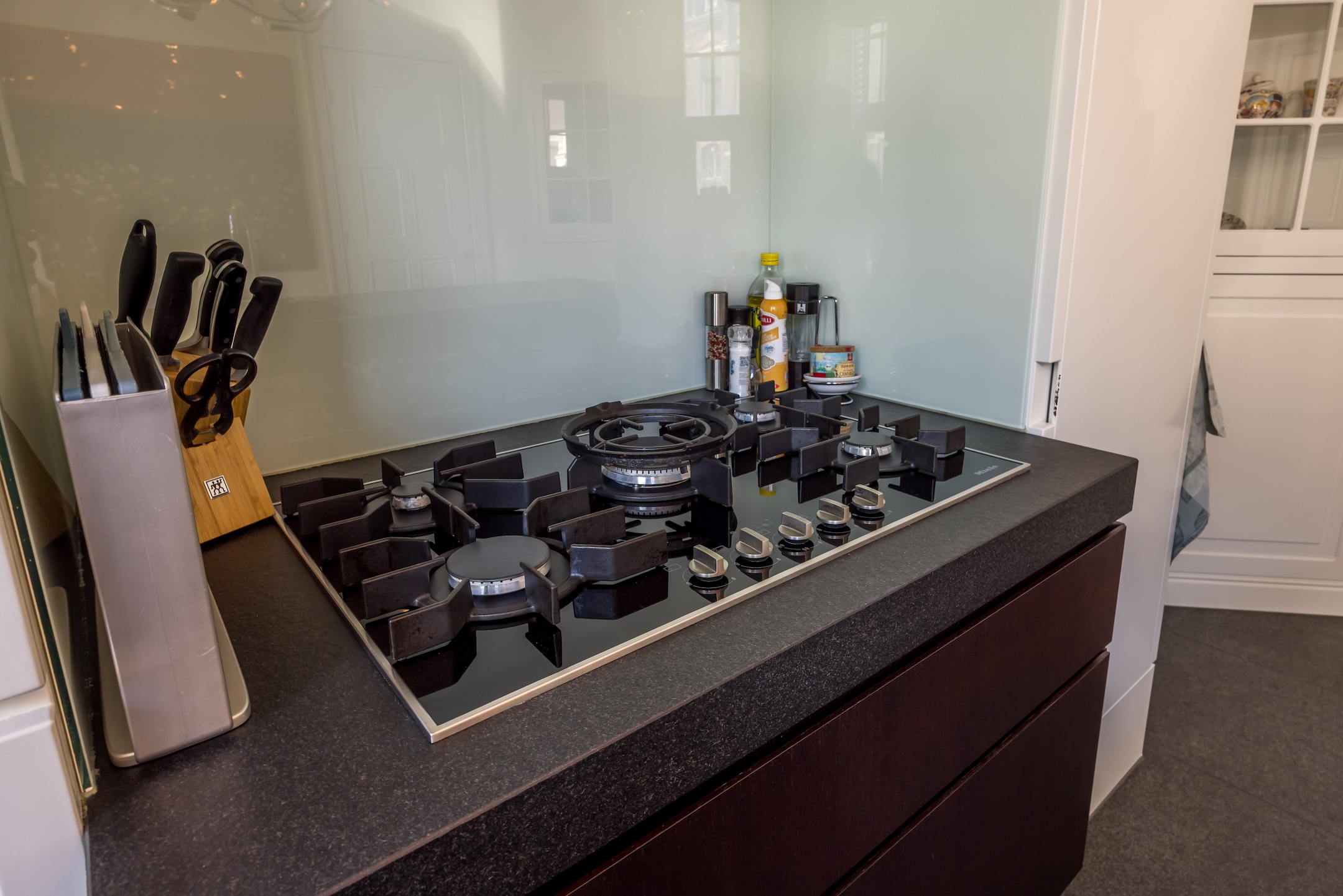  Charming and Spacious Townhouse in the Desirable Benoordenhout District Located - 物件實景