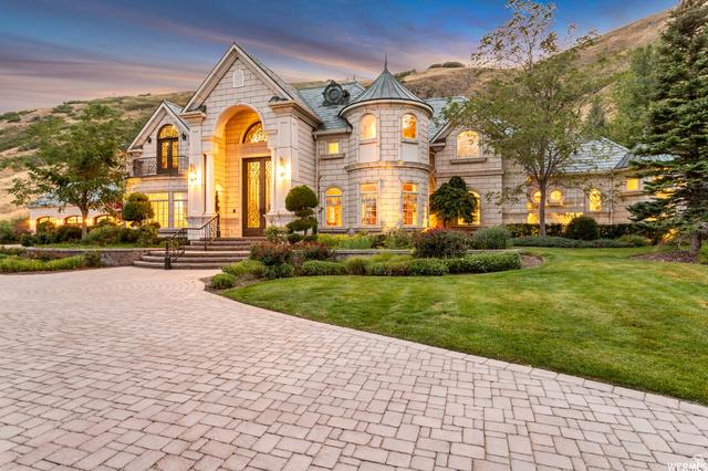 Salt Lake City, Utah, 84103, United States, 4 Bedrooms Bedrooms, ,6 BathroomsBathrooms,Residential,For Sale,2048432