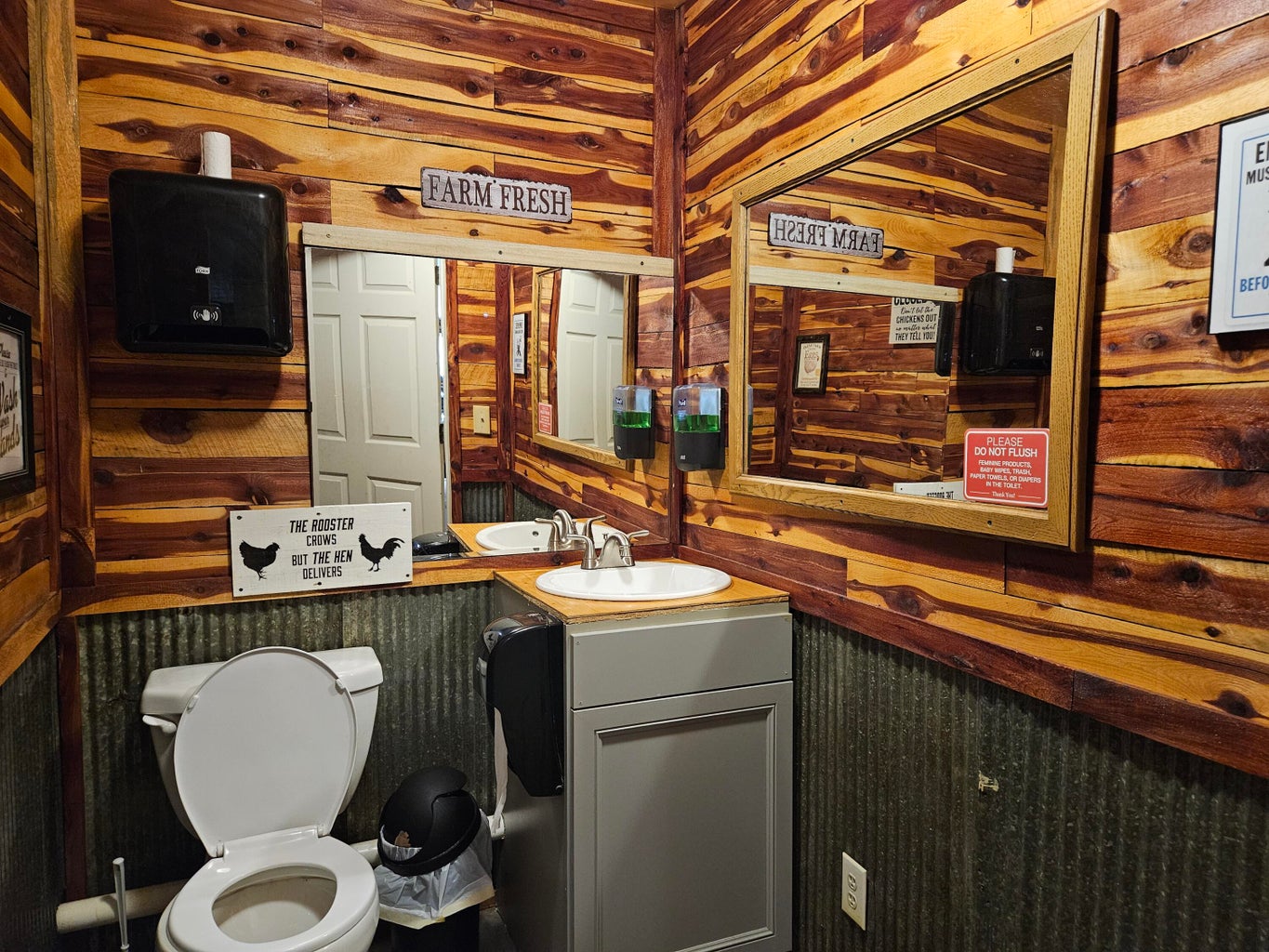 Aurora, Missouri, 65605, United States, 4 Bedrooms Bedrooms, ,2 BathroomsBathrooms,Residential,For Sale,1943592