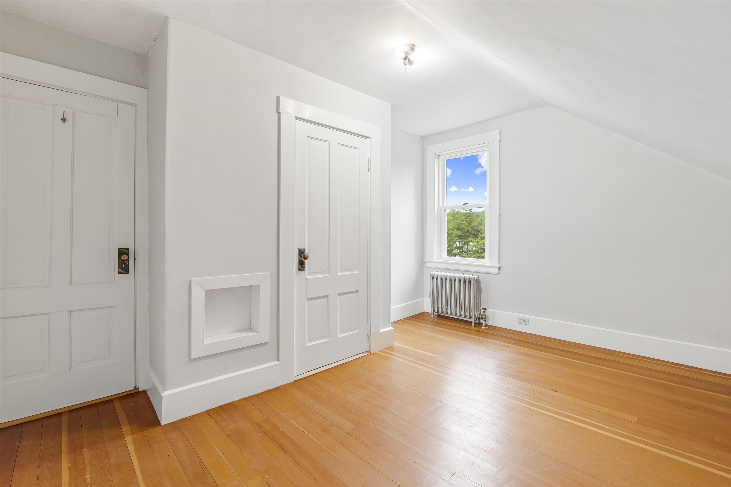 Limerick, Maine, 04048, United States, 4 Bedrooms Bedrooms, ,2 BathroomsBathrooms,Residential,For Sale,1983800