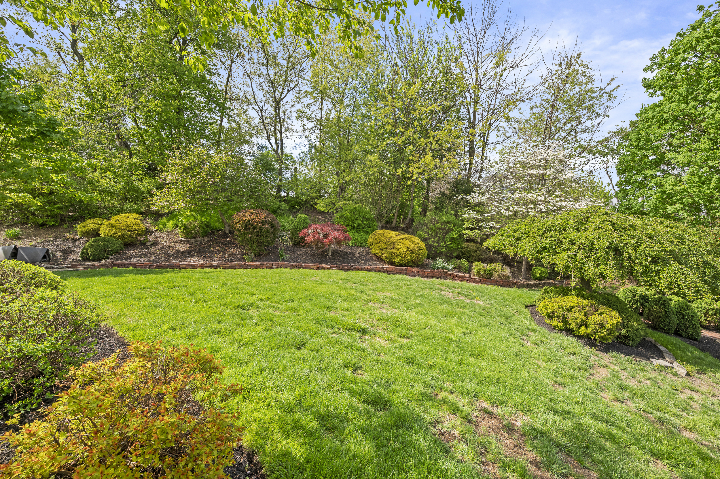  6663 Chapel Drive, Bethel Park, PA 15102 - 物件實景