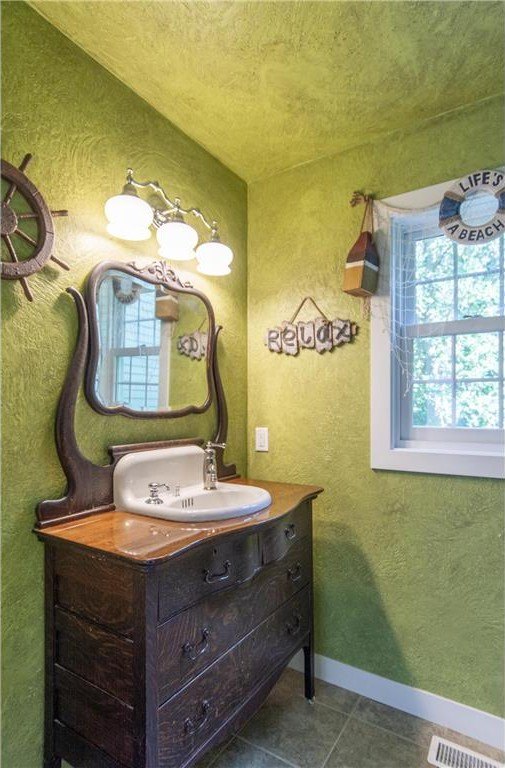 Sylvan Twp, Minnesota, 56473, United States, 3 Bedrooms Bedrooms, ,2 BathroomsBathrooms,Residential,For Sale,1879784